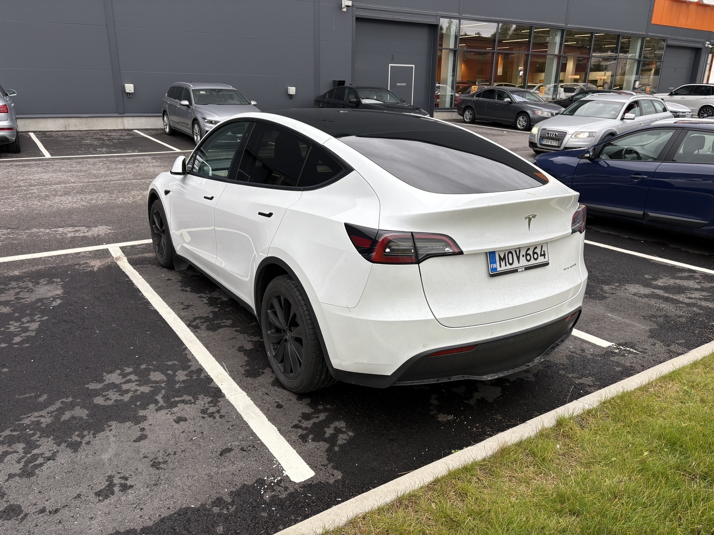 TESLA Model Y 2022