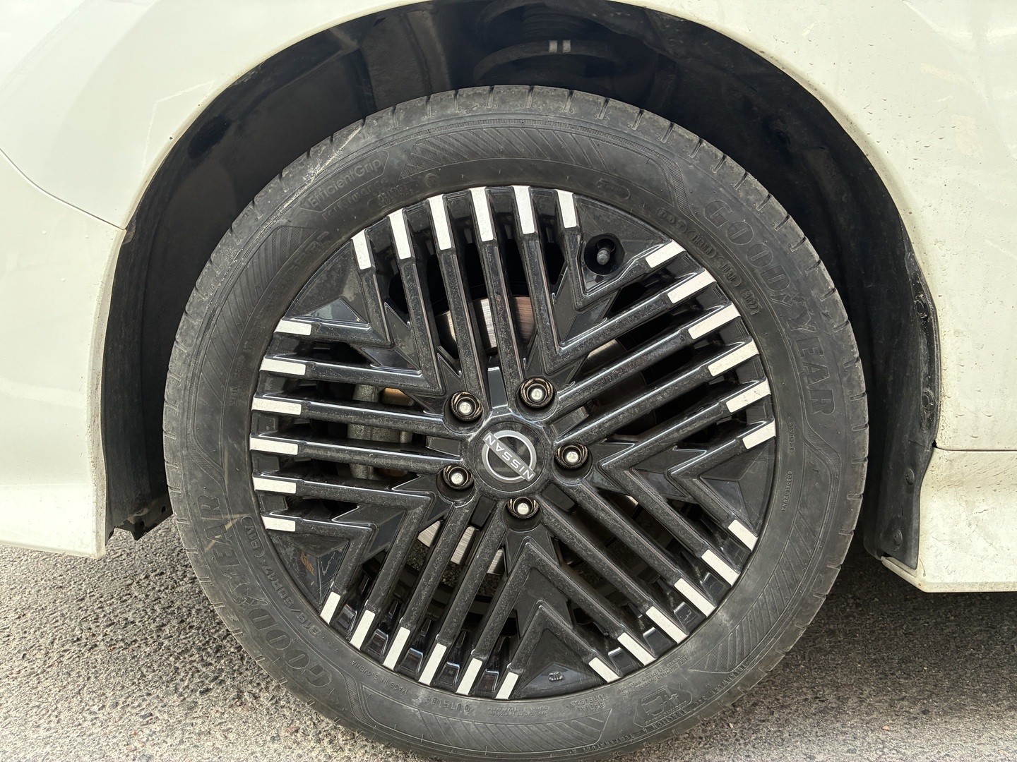 NISSAN Leaf 2023