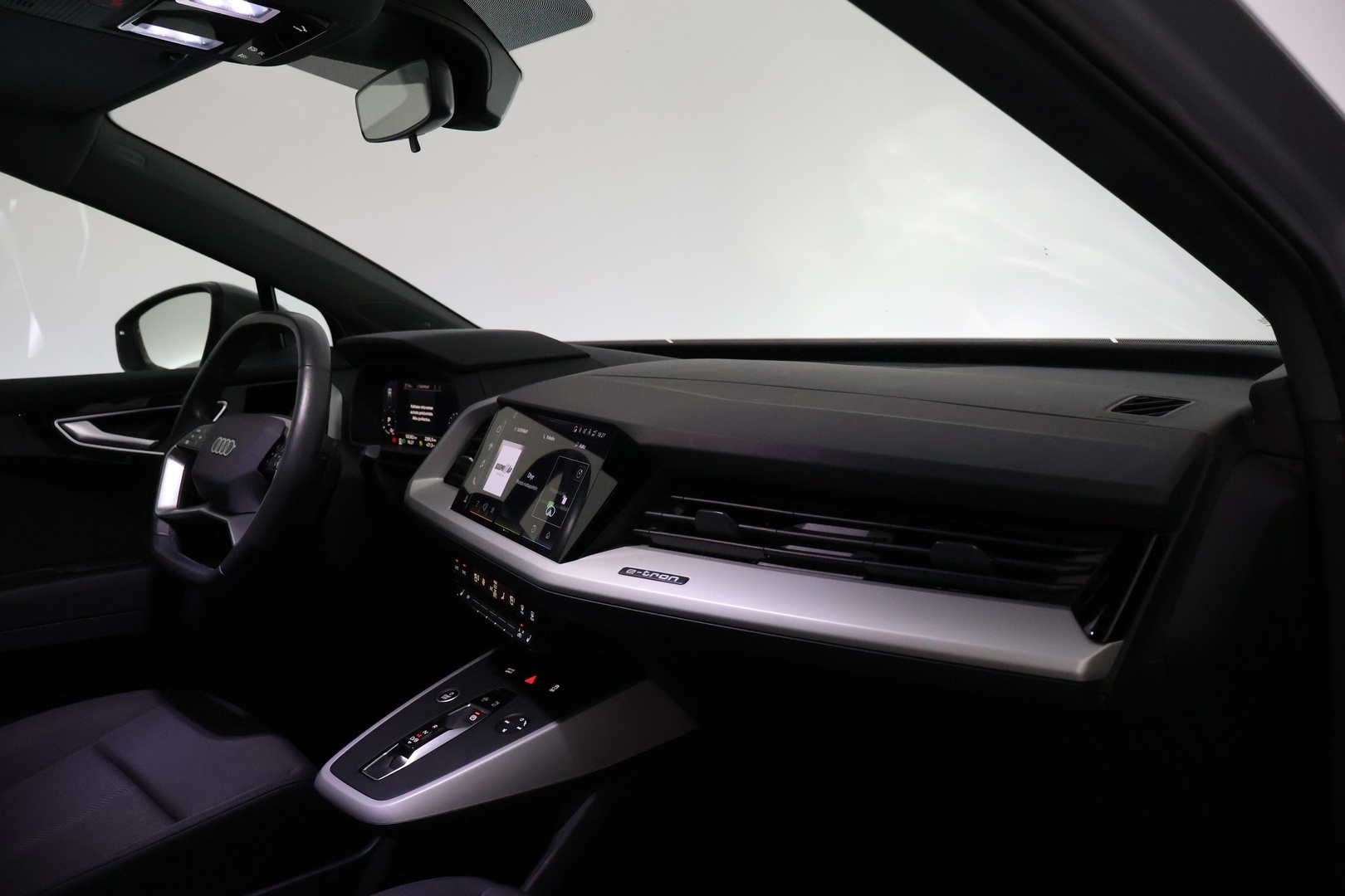 AUDI Q4 e-tron 2023
