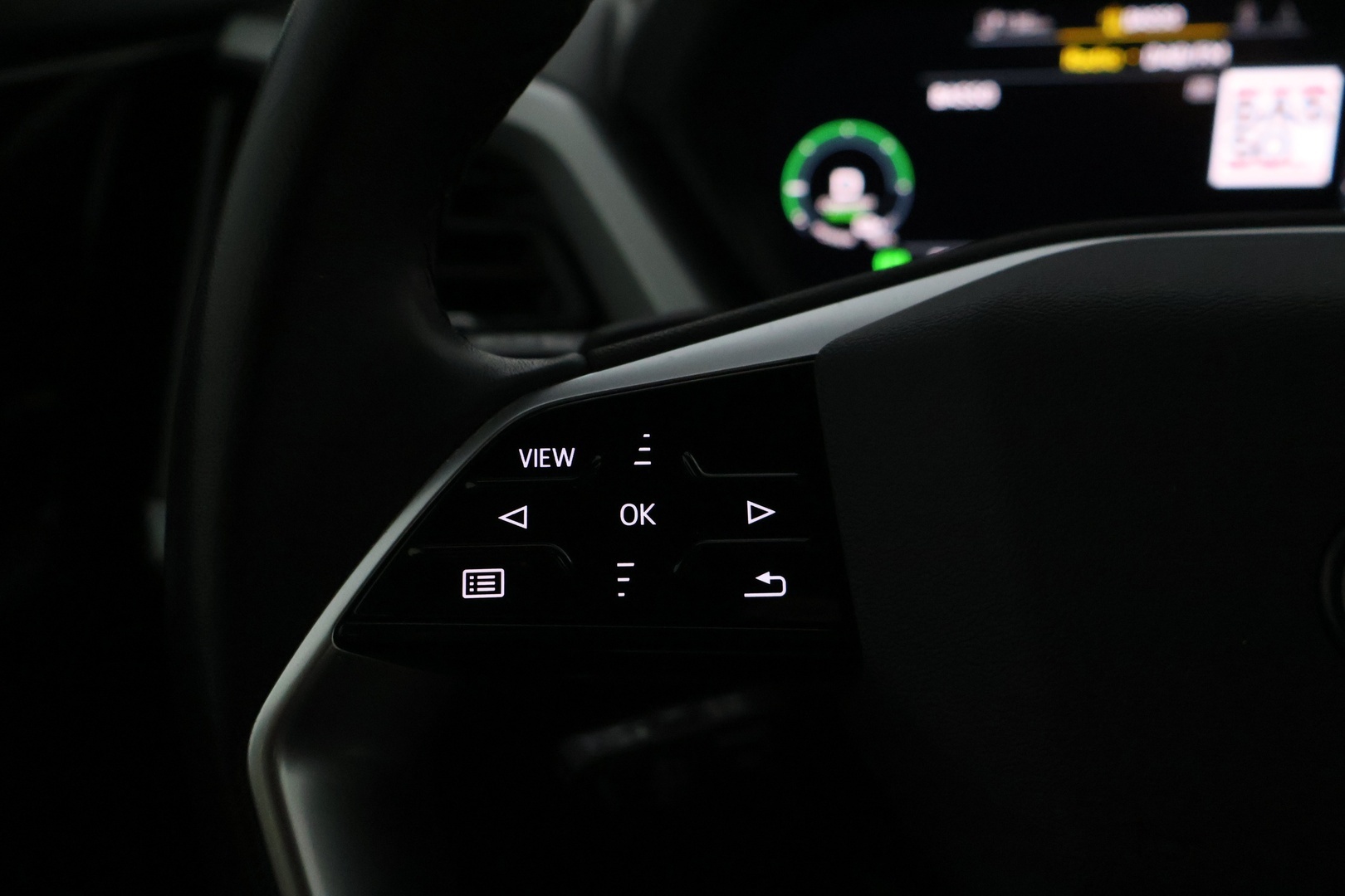 AUDI Q4 e-tron 2023