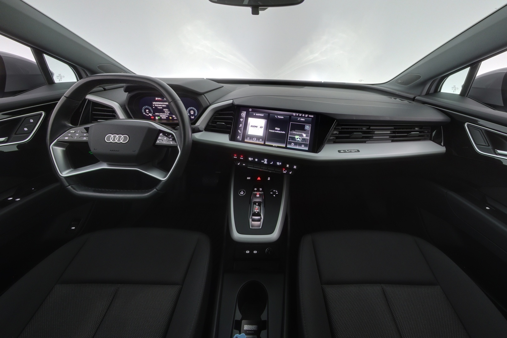 AUDI Q4 e-tron 2023