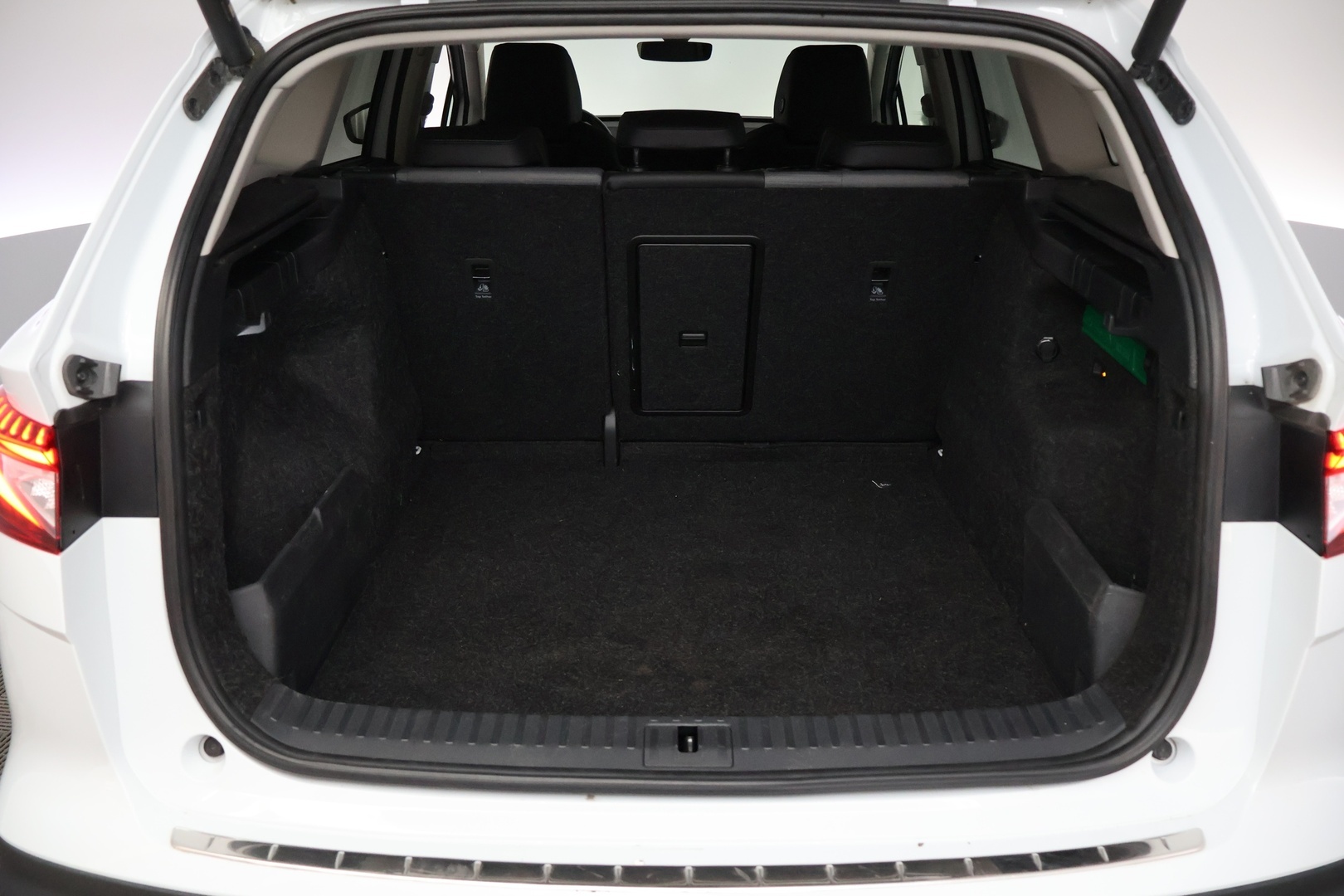 SKODA Enyaq 2023