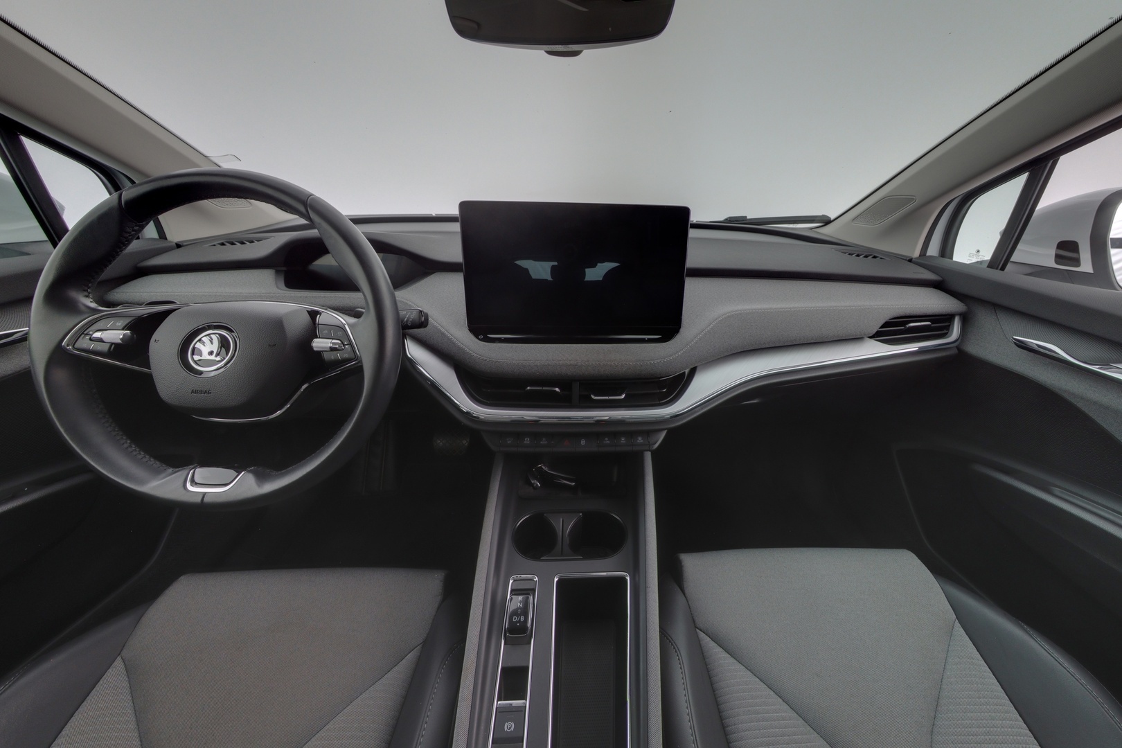 SKODA Enyaq 2023