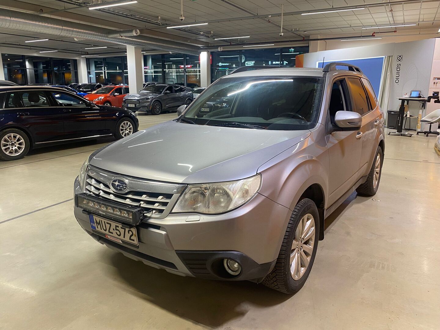 SUBARU Forester 2011