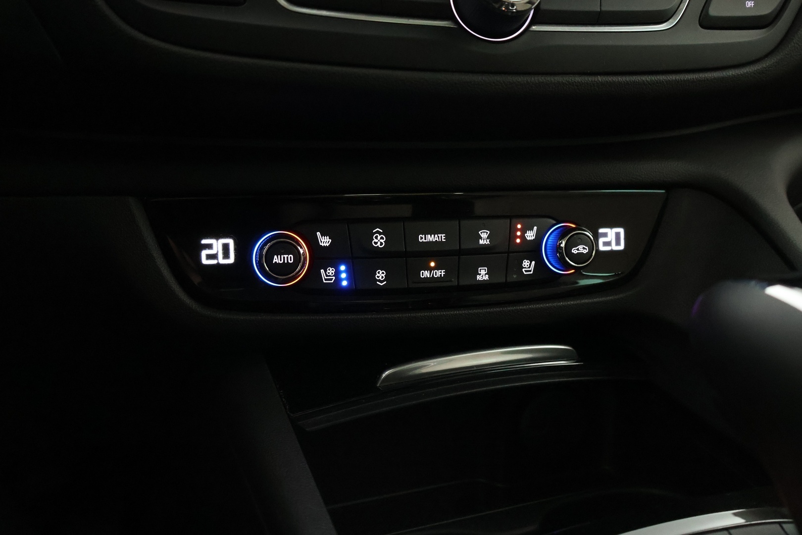 OPEL Insignia 2020