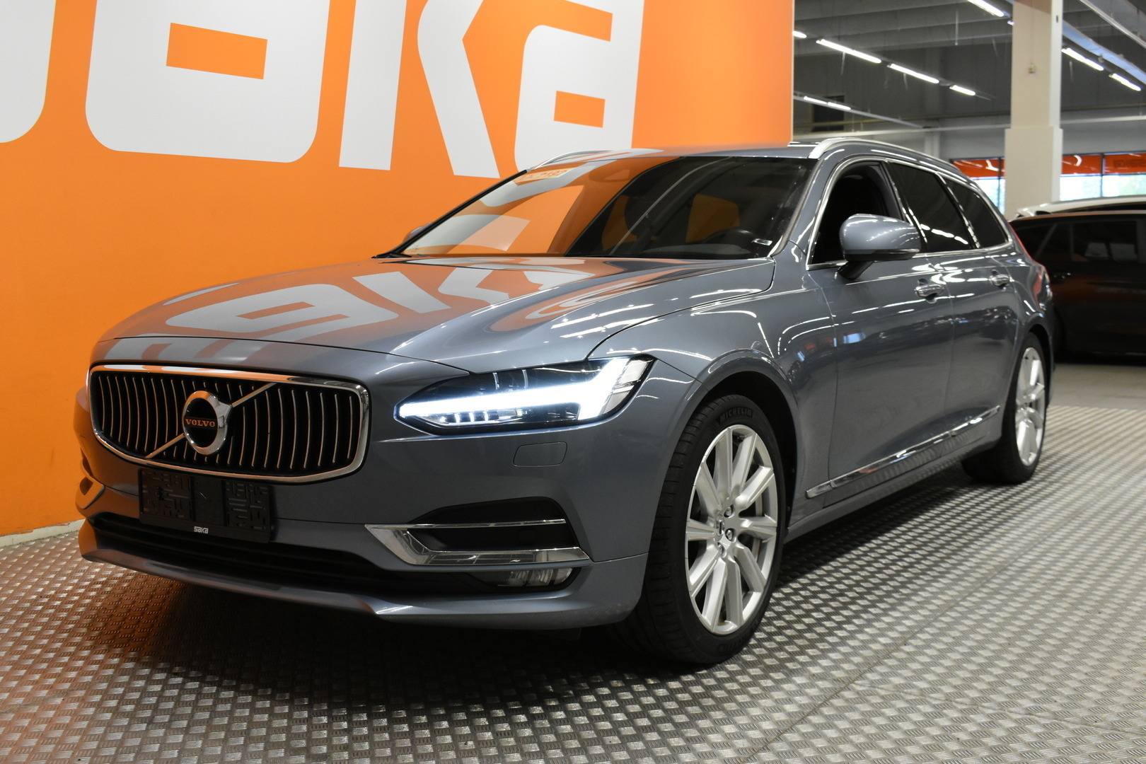VOLVO V90 2017