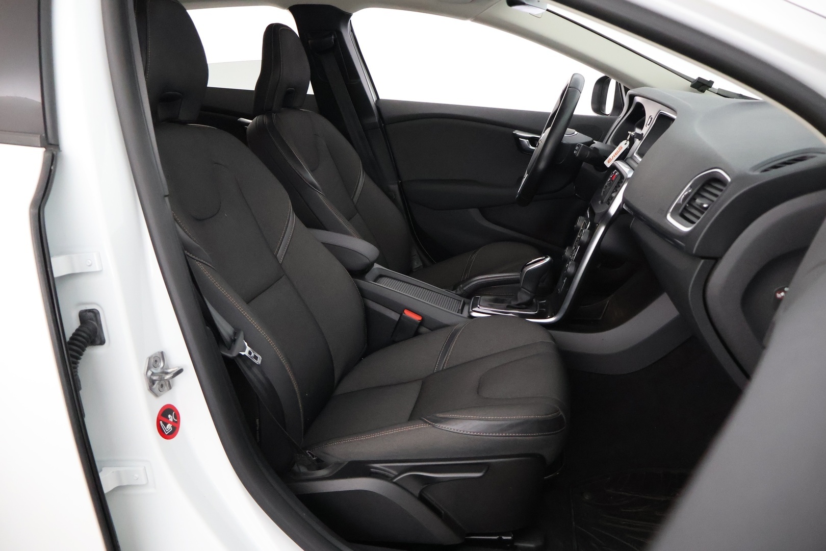 VOLVO V40 Cross Country 2017