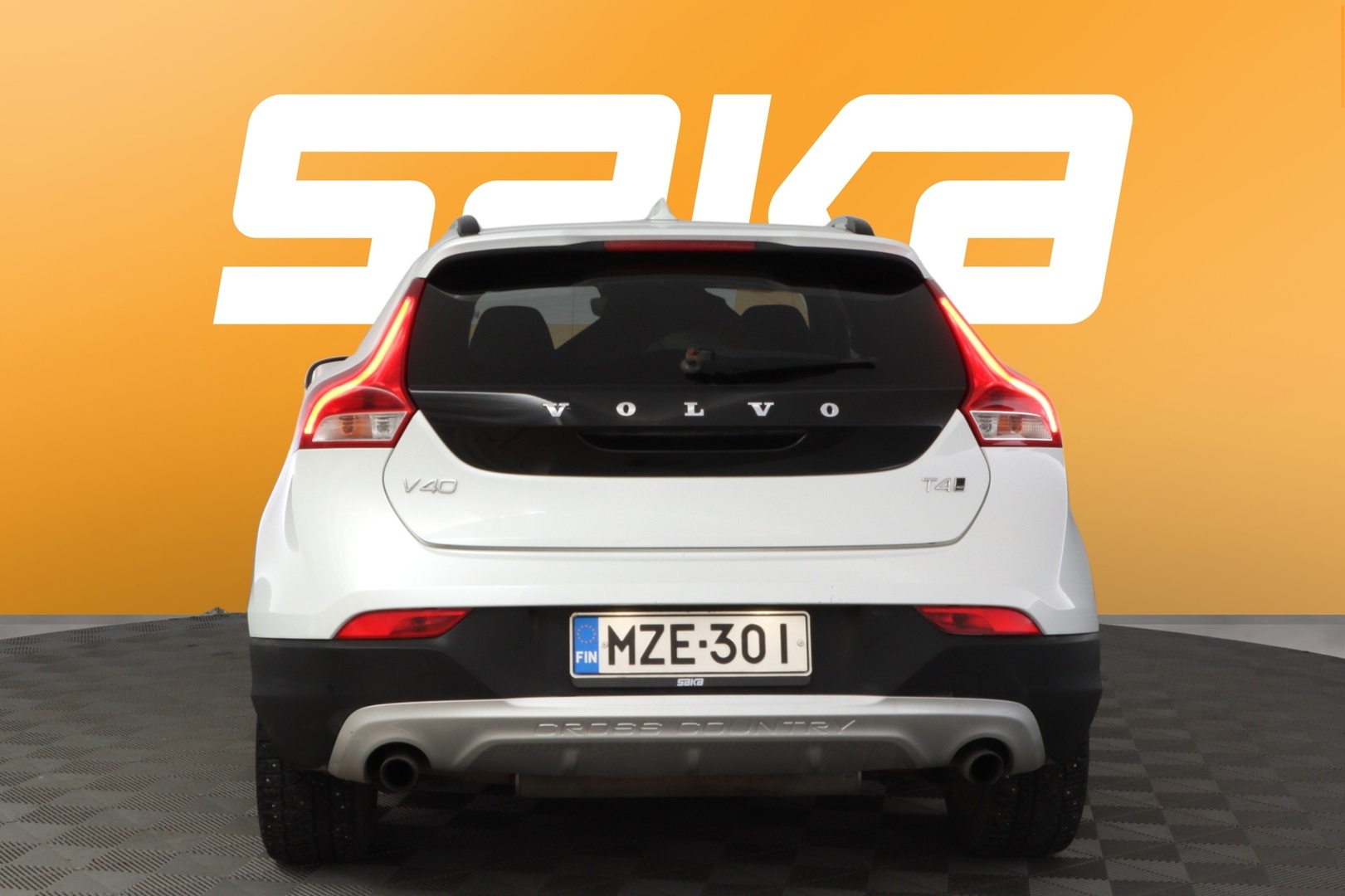 VOLVO V40 Cross Country 2017