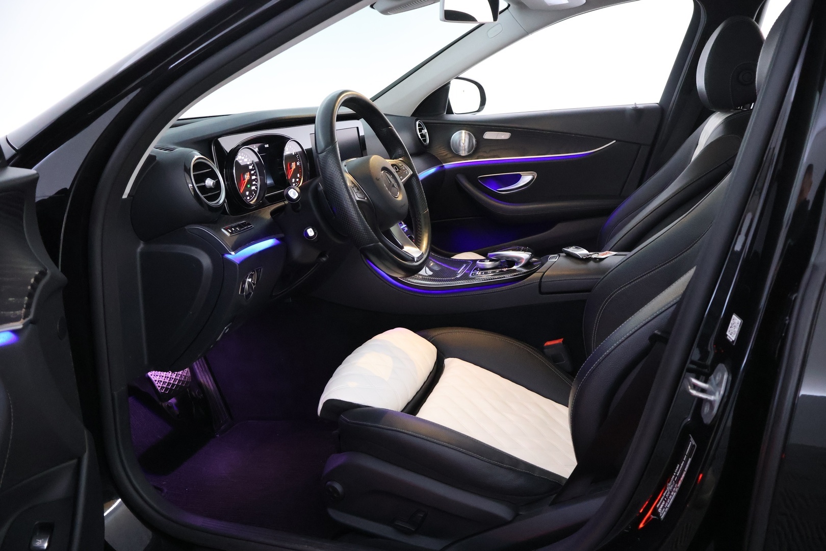 MERCEDES-BENZ E 2017