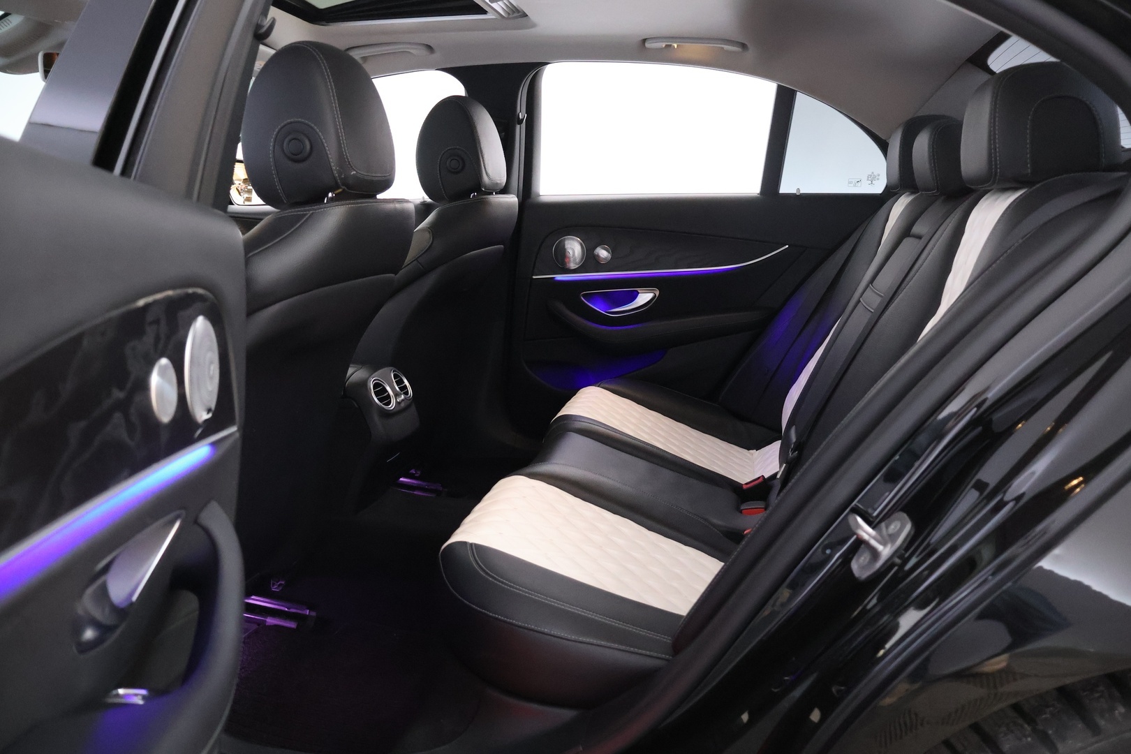 MERCEDES-BENZ E 2017