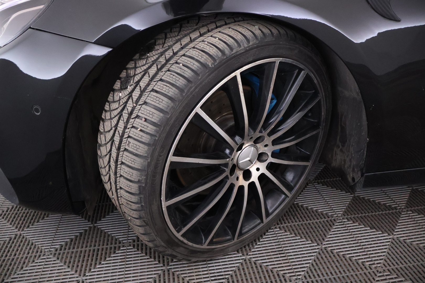 MERCEDES-BENZ E 2017