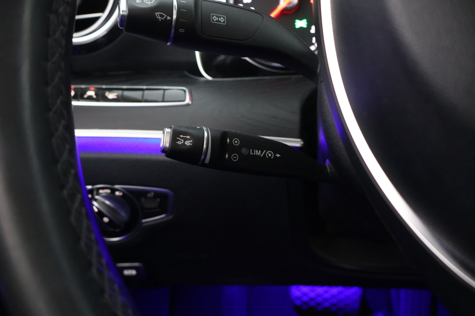 MERCEDES-BENZ E 2017