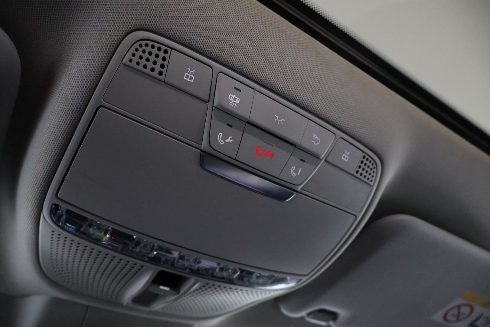 MERCEDES-BENZ E 2017