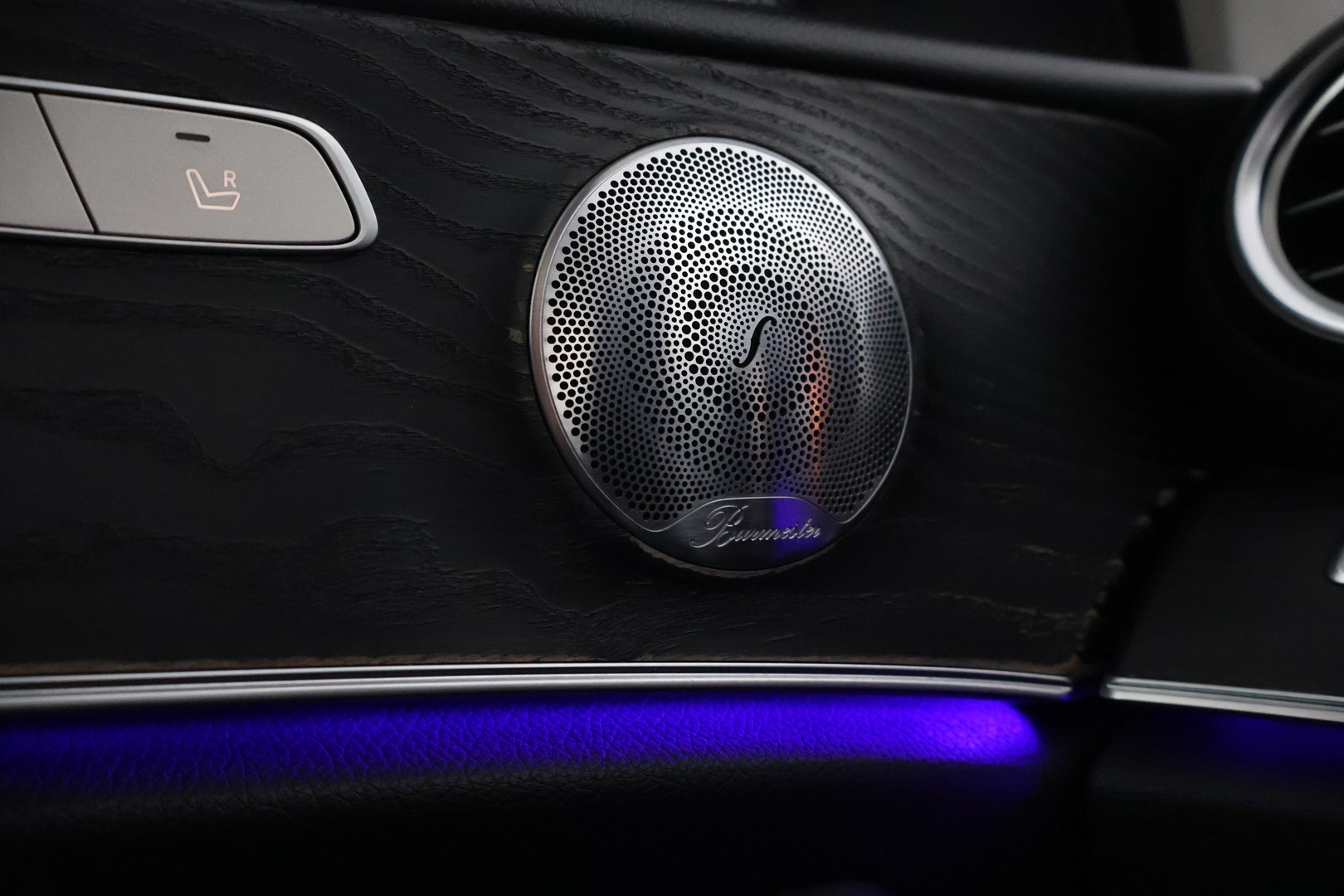 MERCEDES-BENZ E 2017