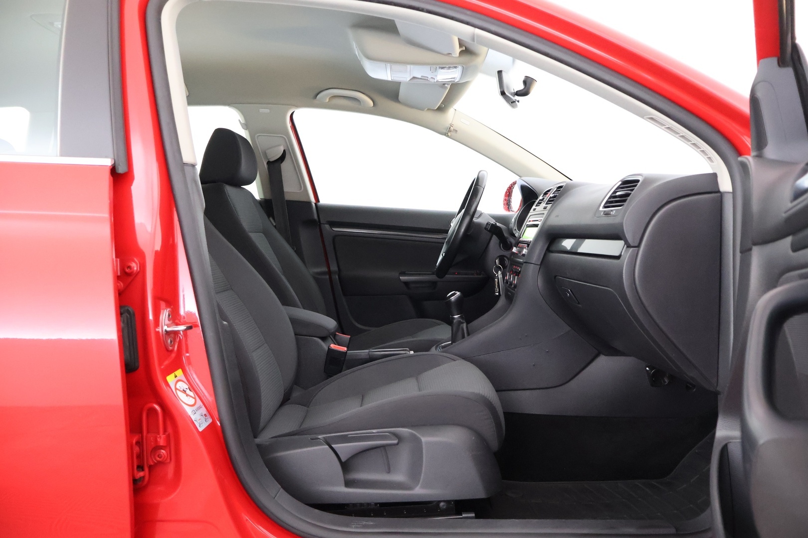 VOLKSWAGEN Golf 2012