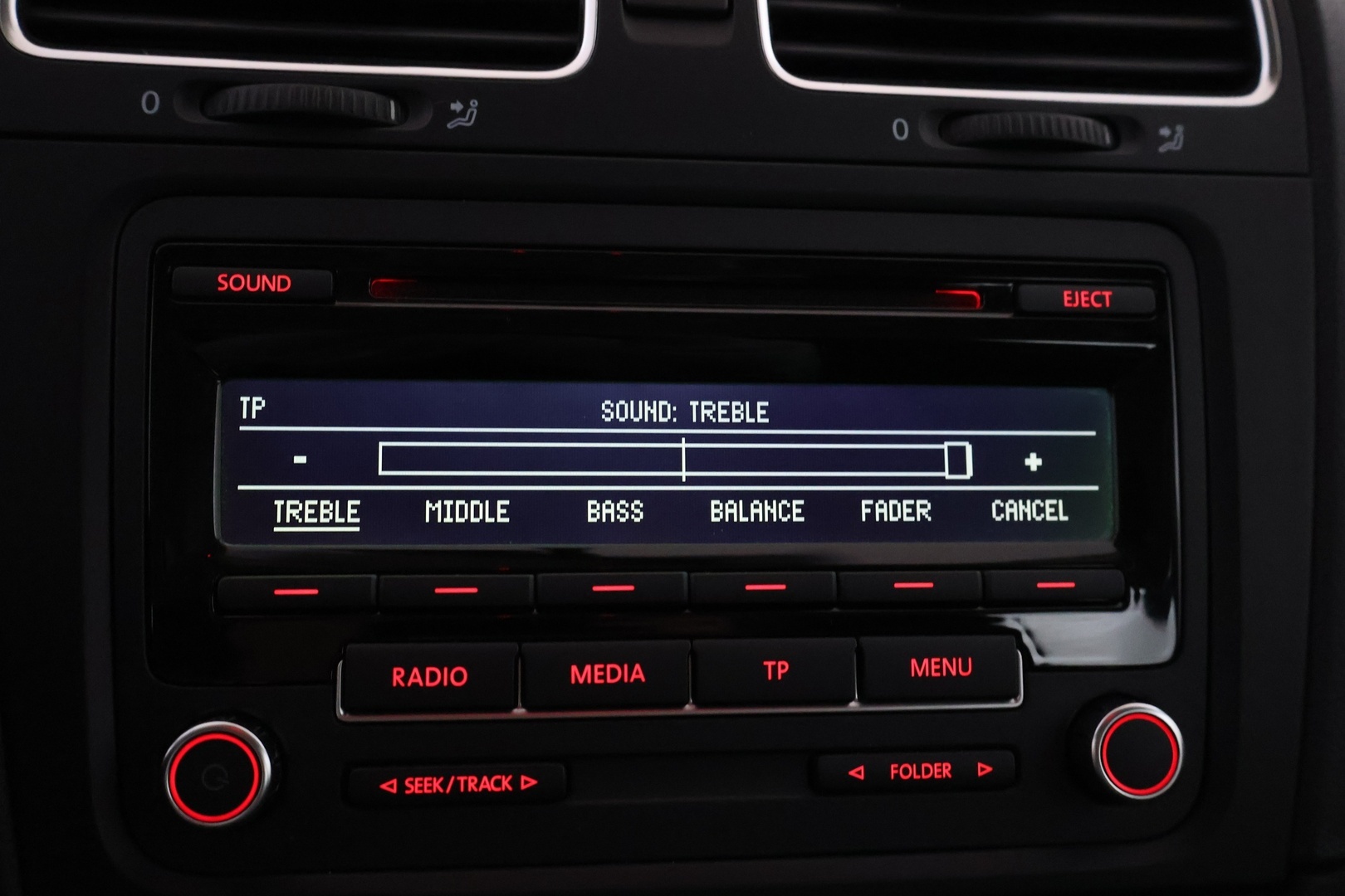 VOLKSWAGEN Golf 2012