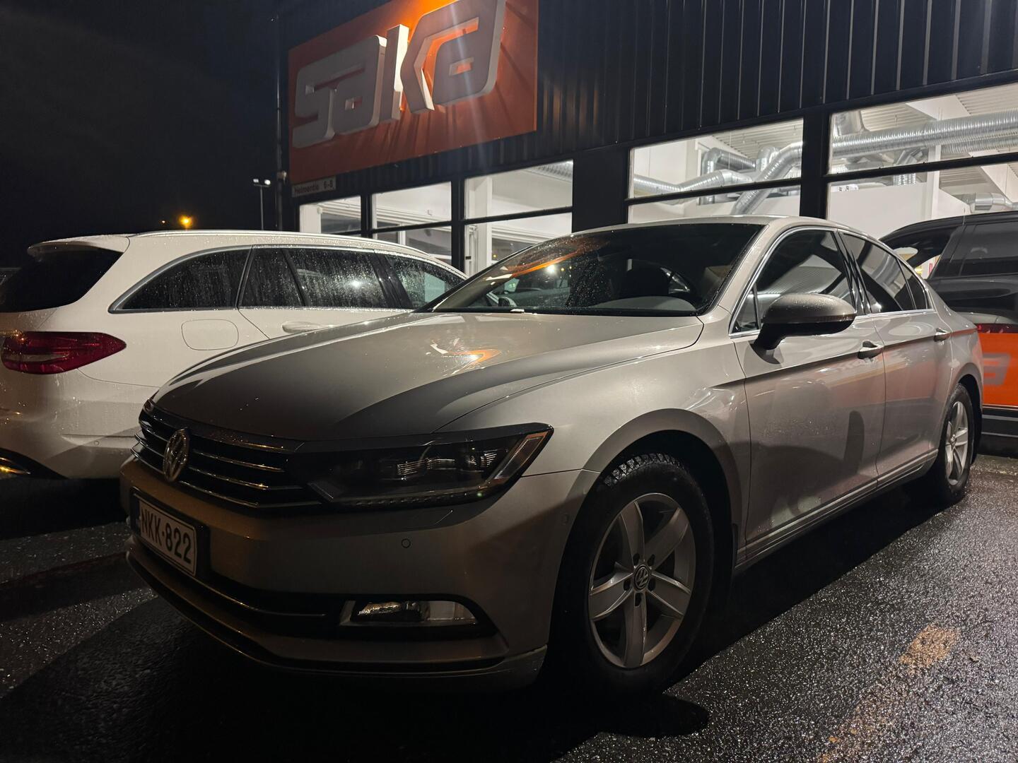 VOLKSWAGEN Passat 2016