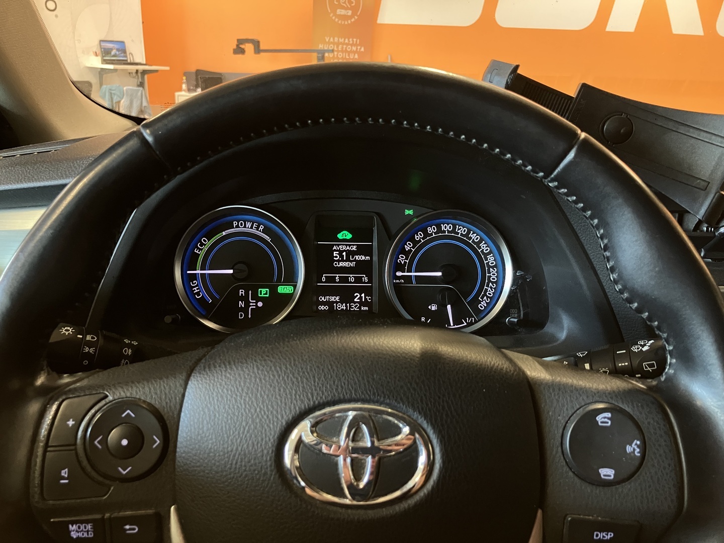 TOYOTA Auris 2014