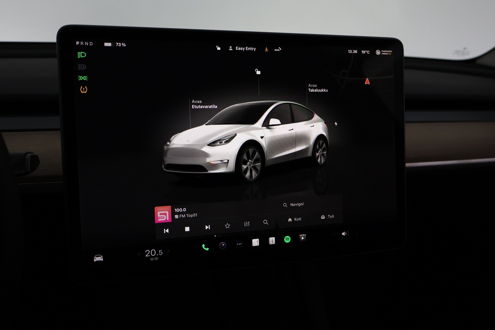 TESLA Model Y 2022