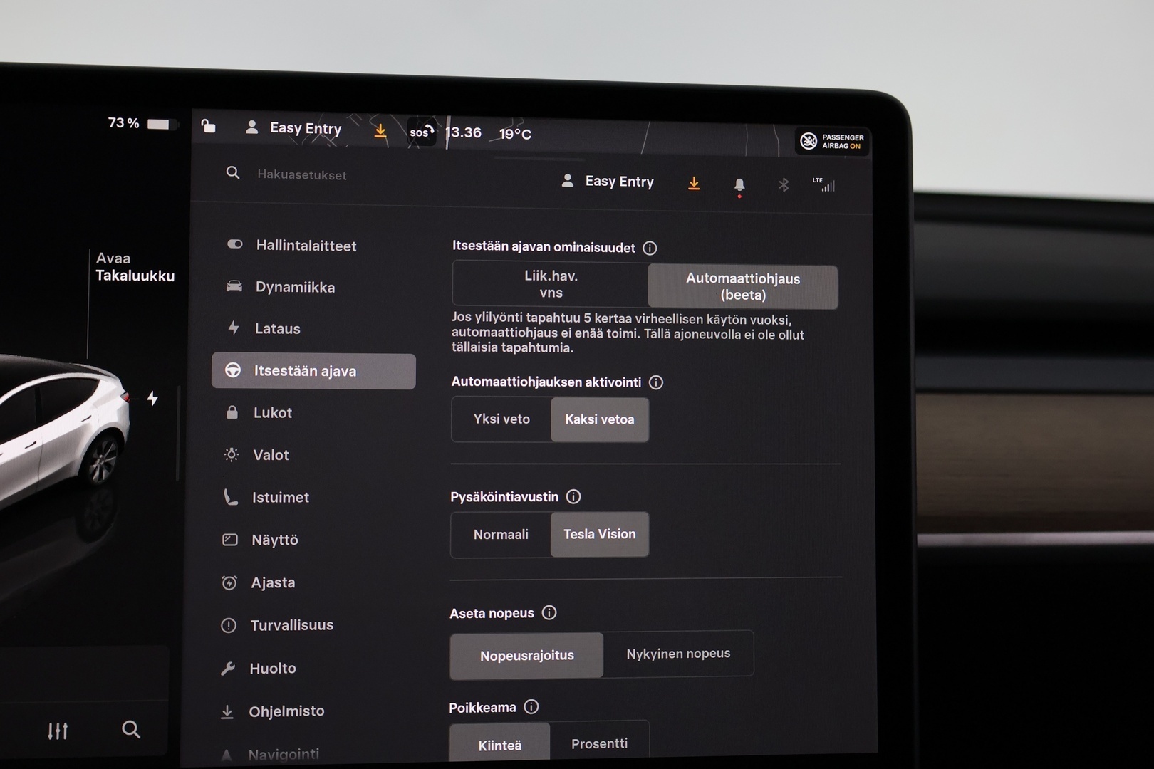 TESLA Model Y 2022