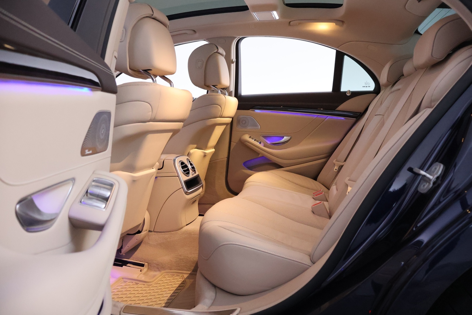 MERCEDES-BENZ S 2015
