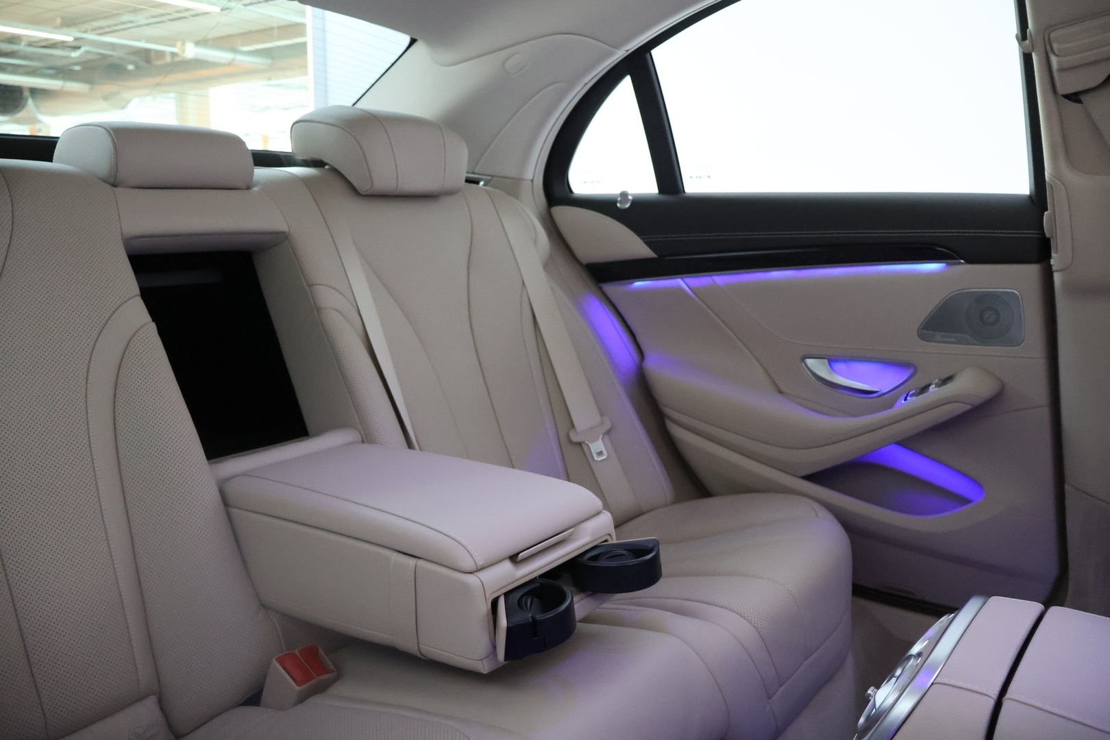 MERCEDES-BENZ S 2015