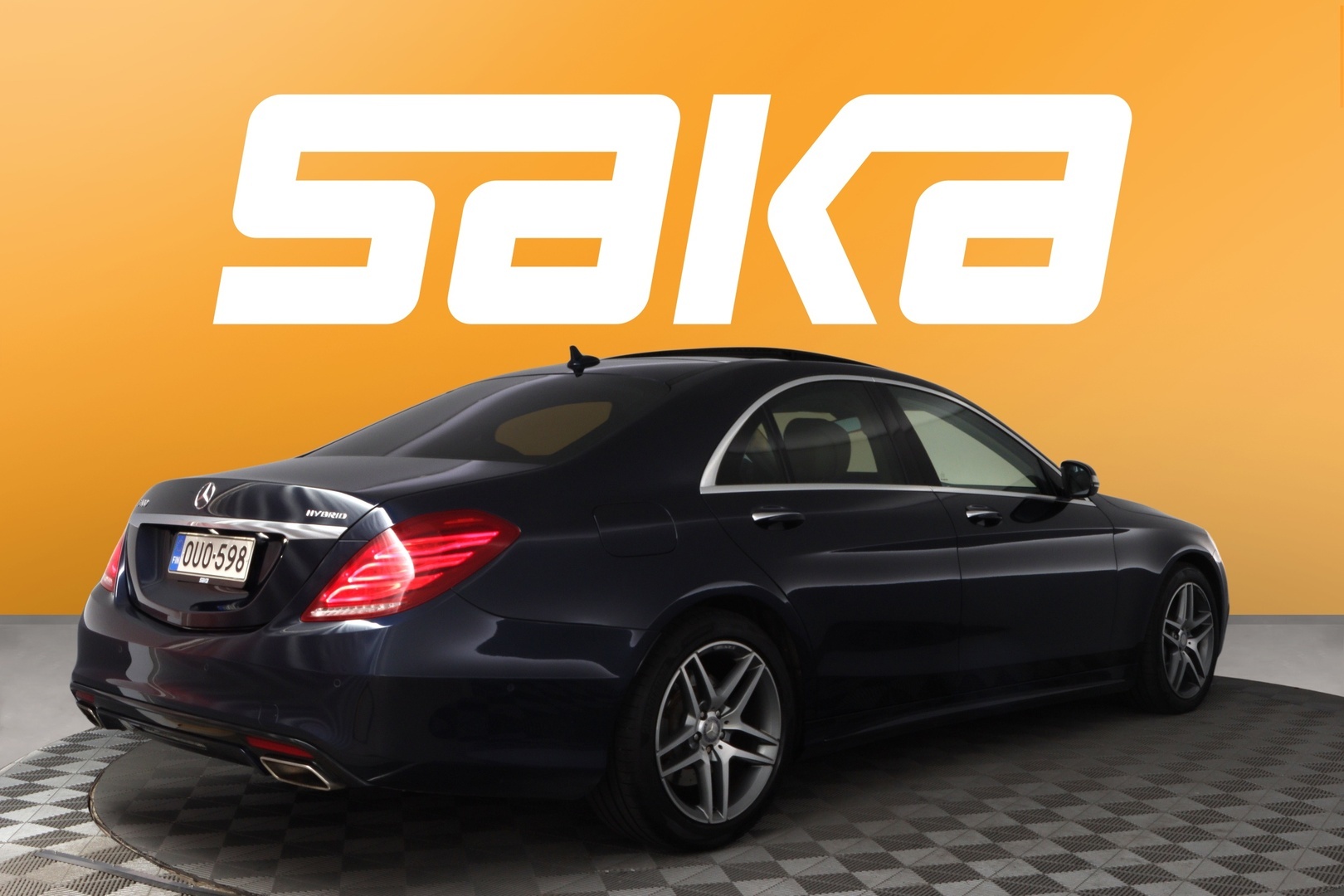 MERCEDES-BENZ S 2015