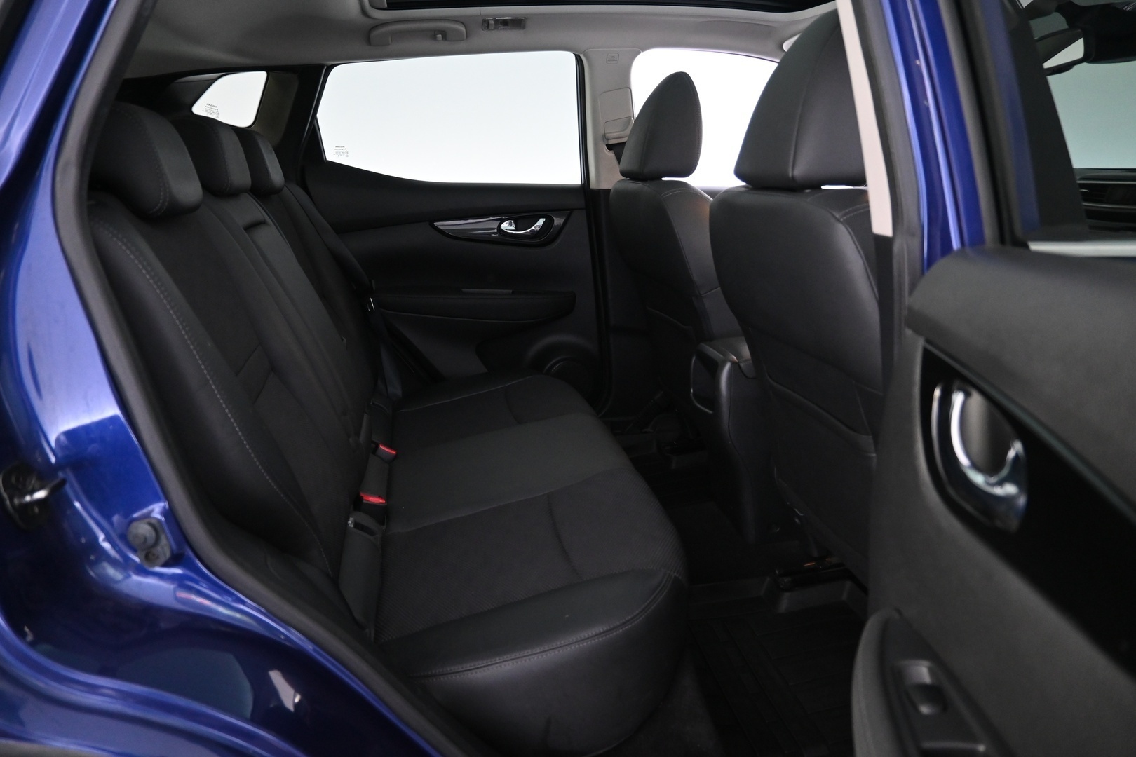 NISSAN Qashqai 2015