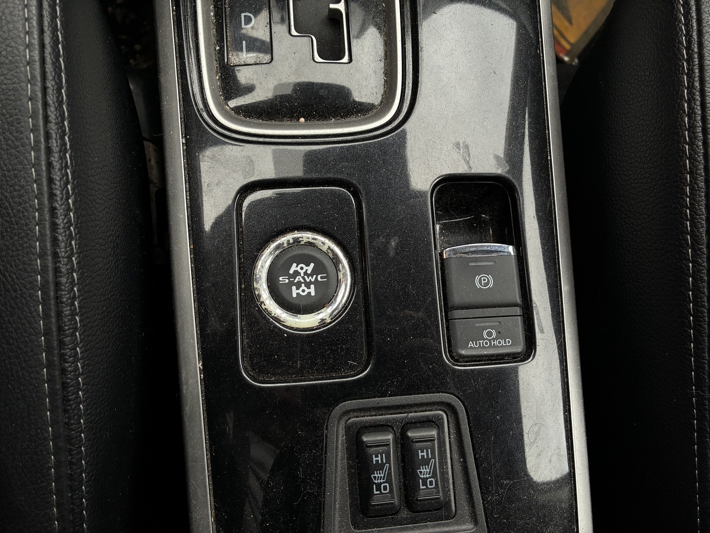 MITSUBISHI Outlander 2018