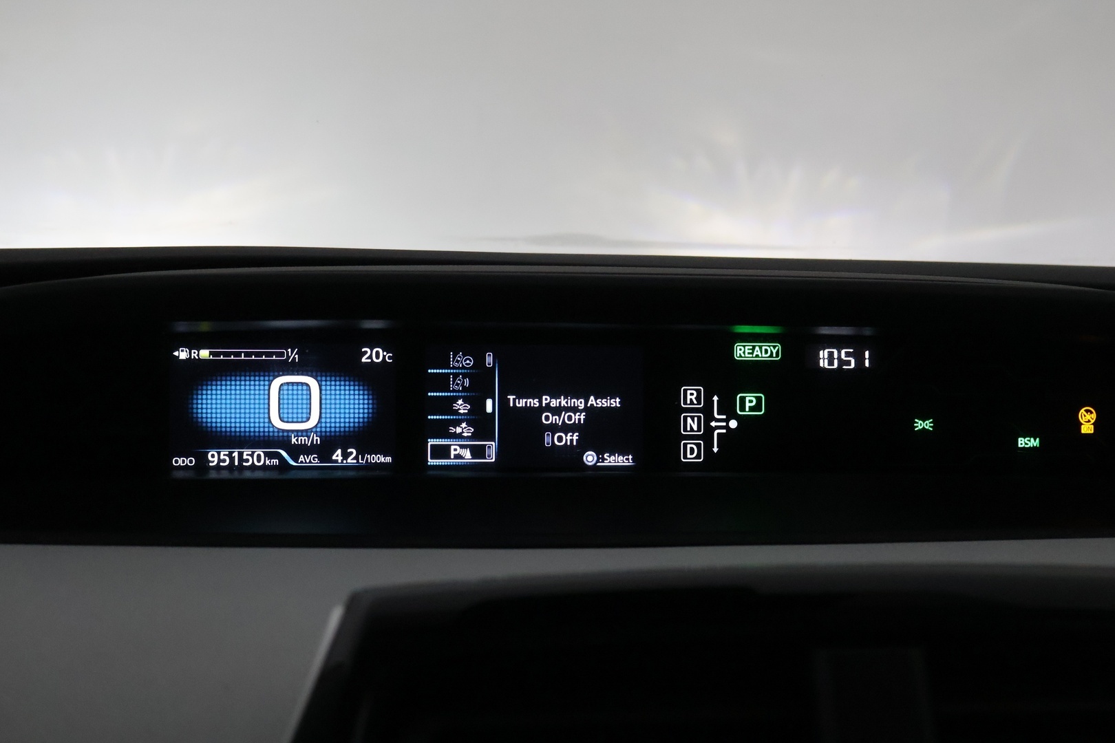 TOYOTA PRIUS 2017