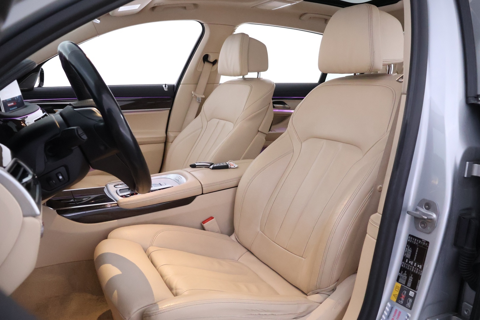 BMW 740 2018