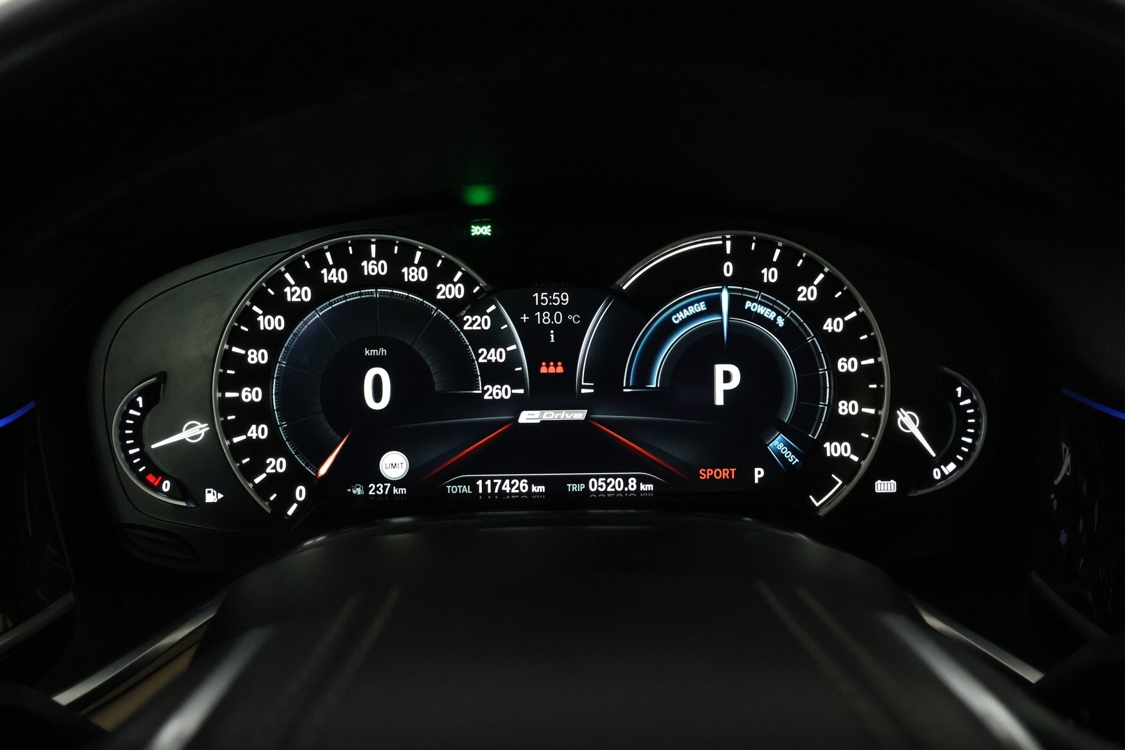 BMW 740 2018