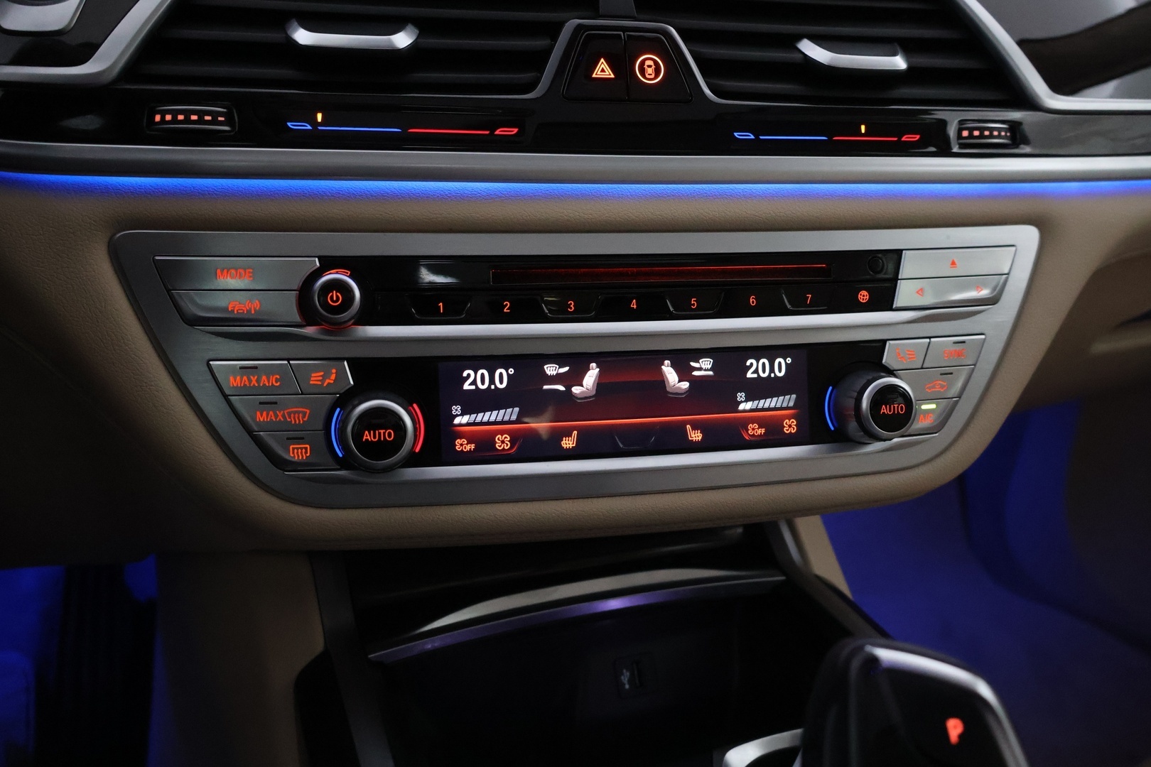 BMW 740 2018