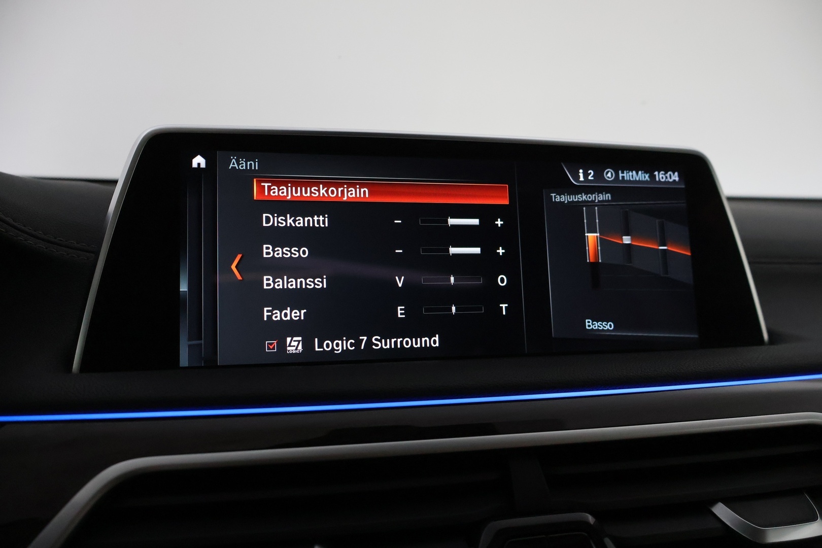 BMW 740 2018