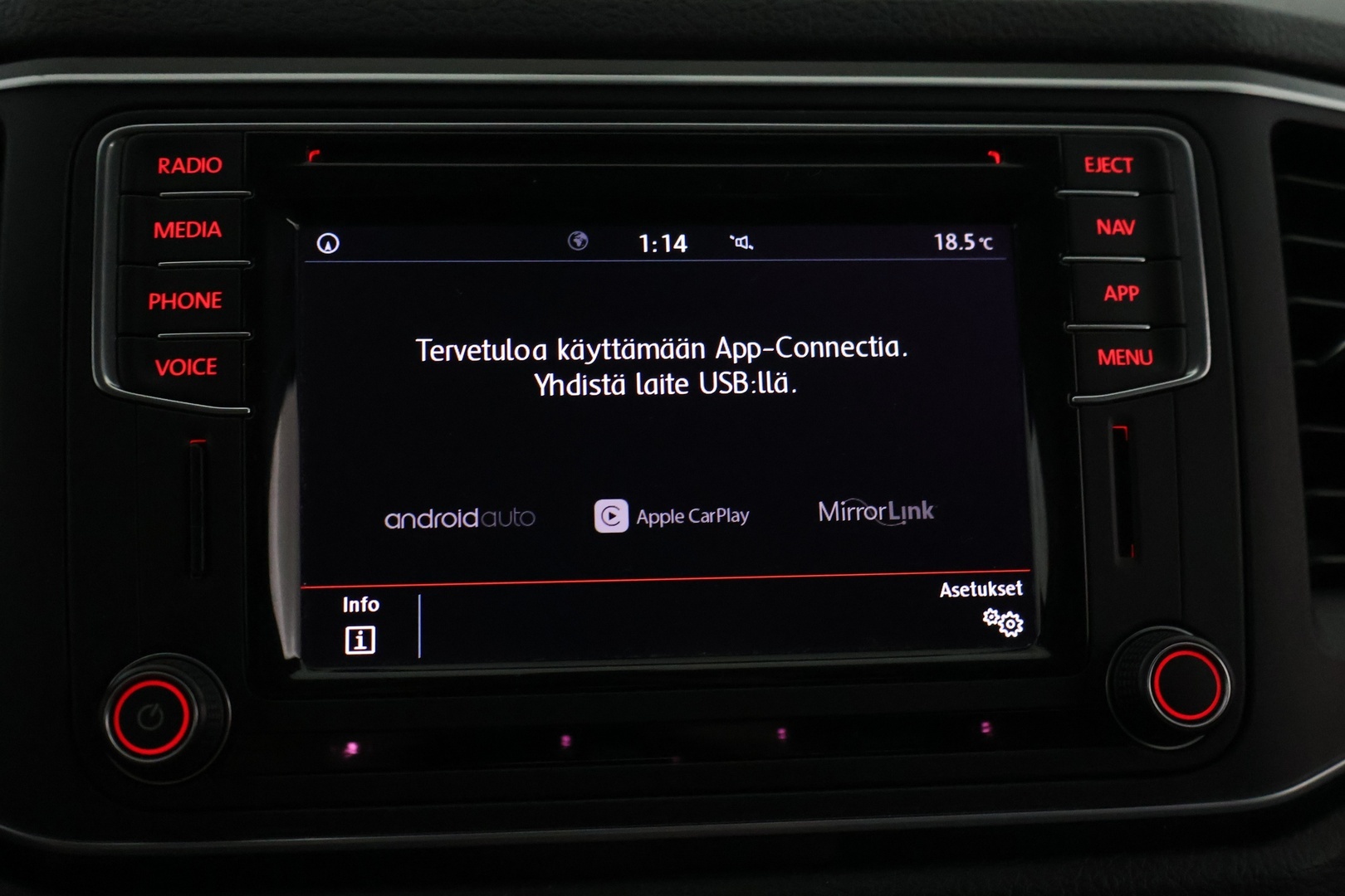 VOLKSWAGEN Amarok 2019