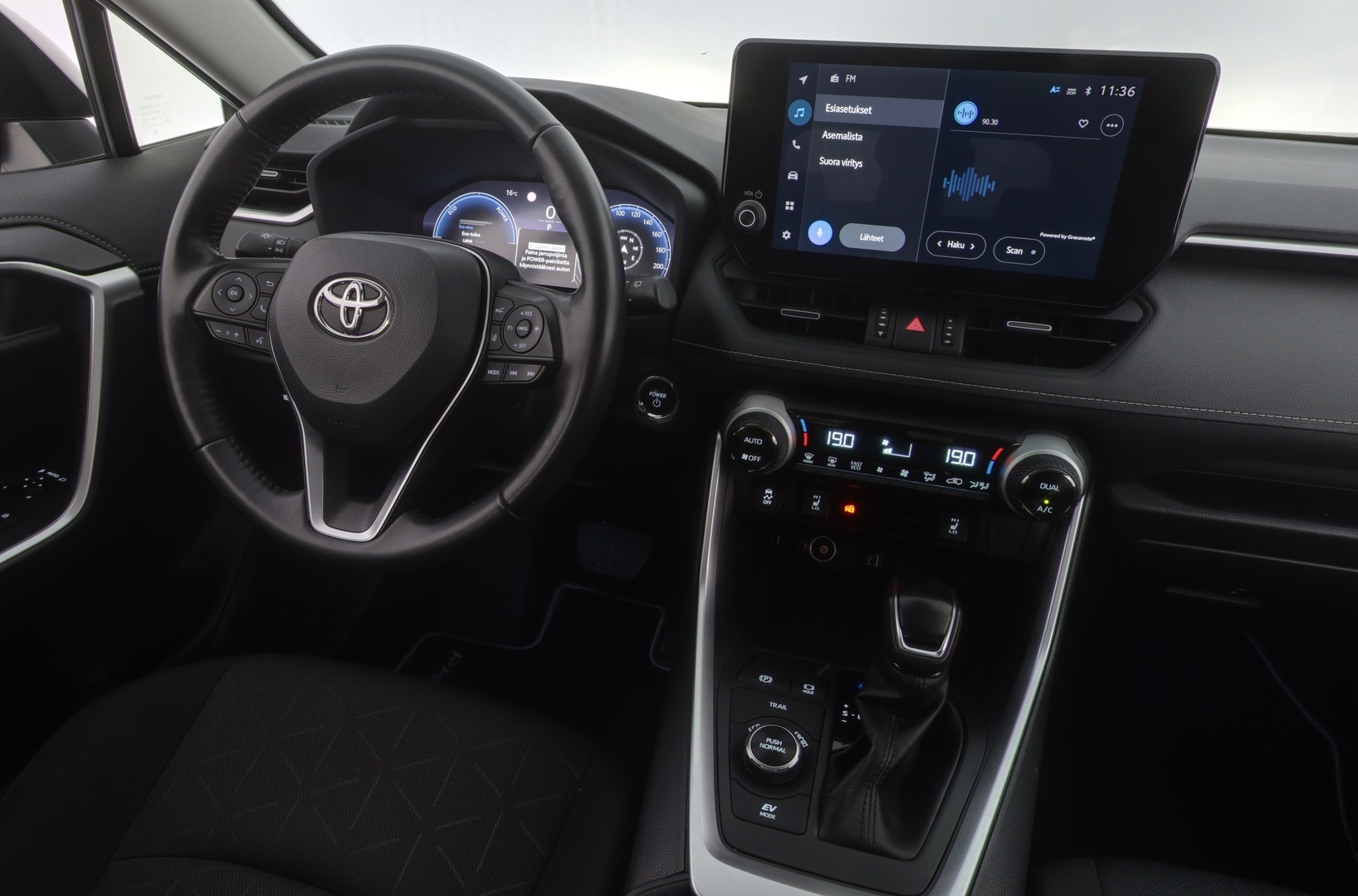 TOYOTA RAV4 2023