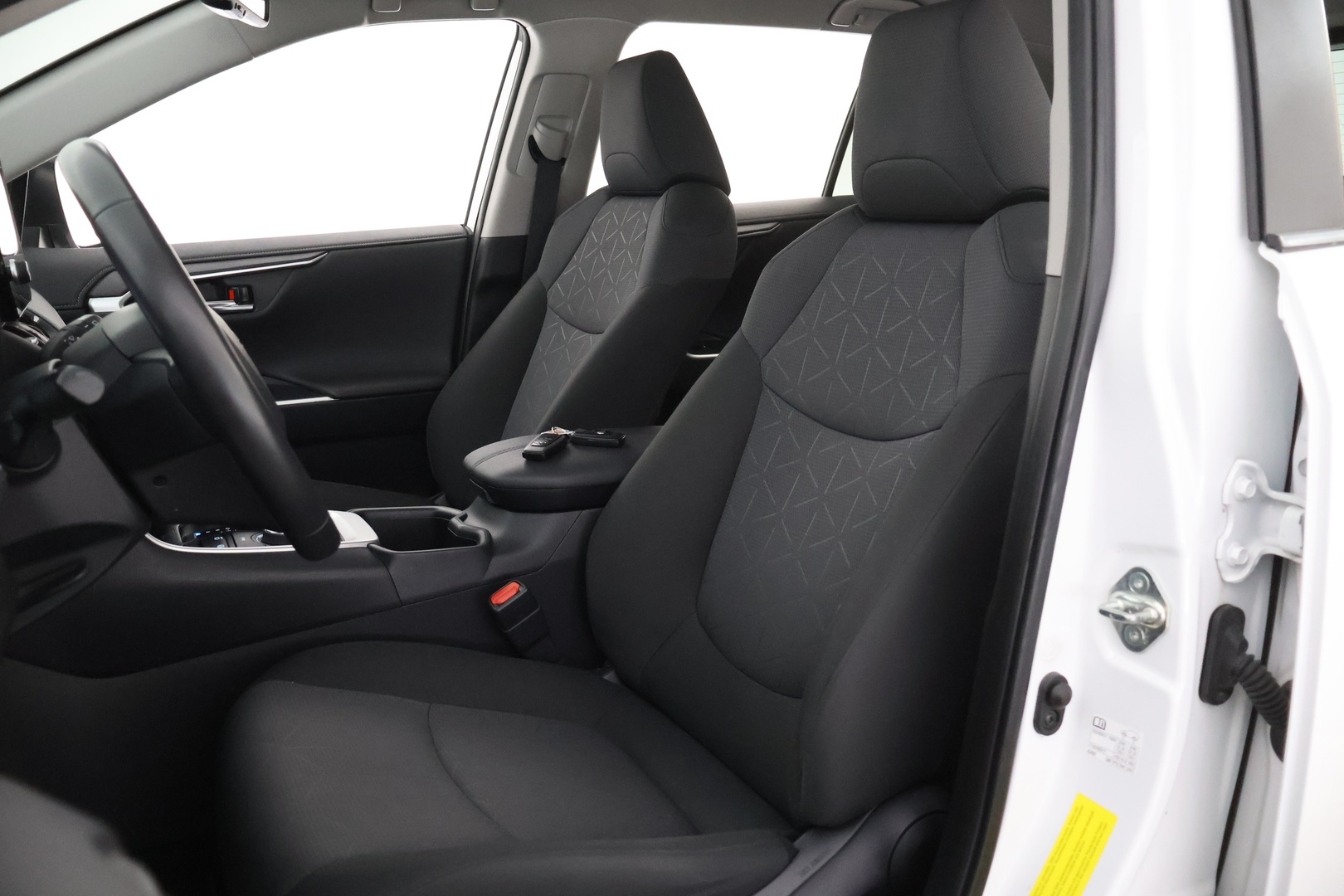 TOYOTA RAV4 2023