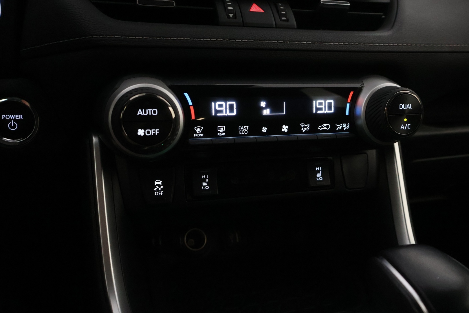 TOYOTA RAV4 2023