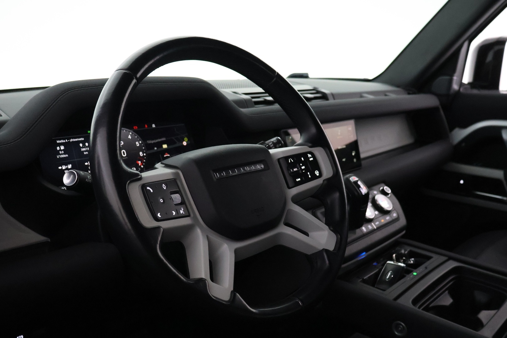 LAND ROVER Defender 2023