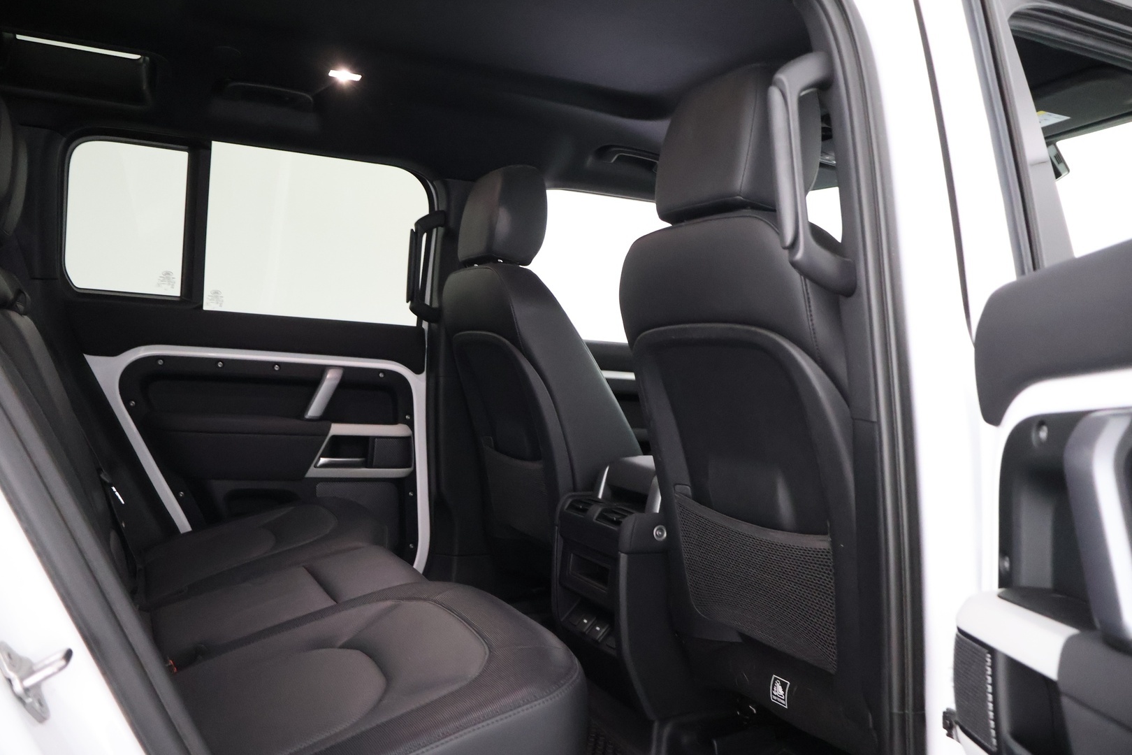 LAND ROVER Defender 2023