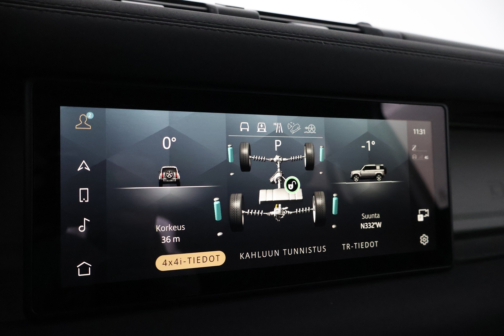 LAND ROVER Defender 2023
