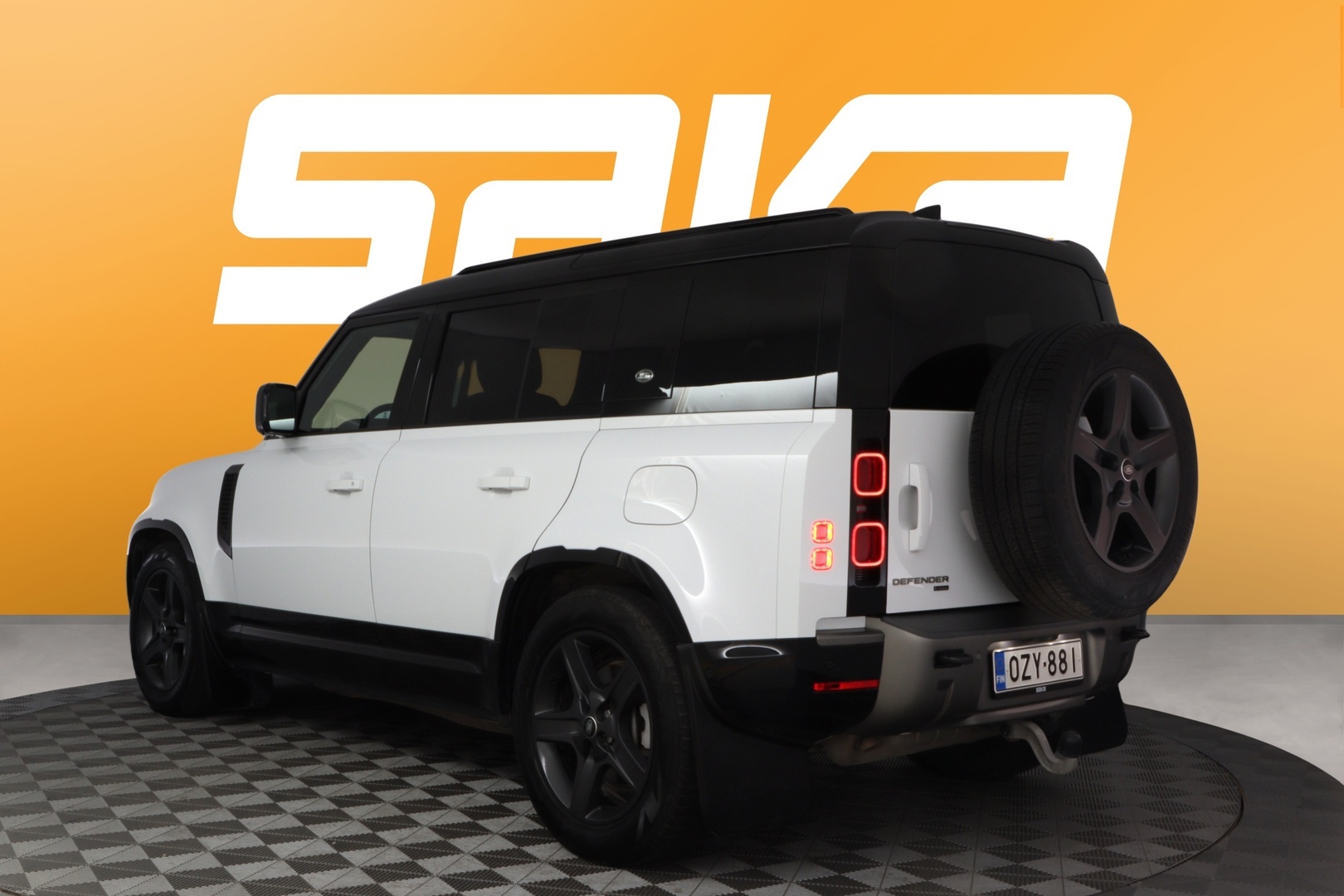 LAND ROVER Defender 2023