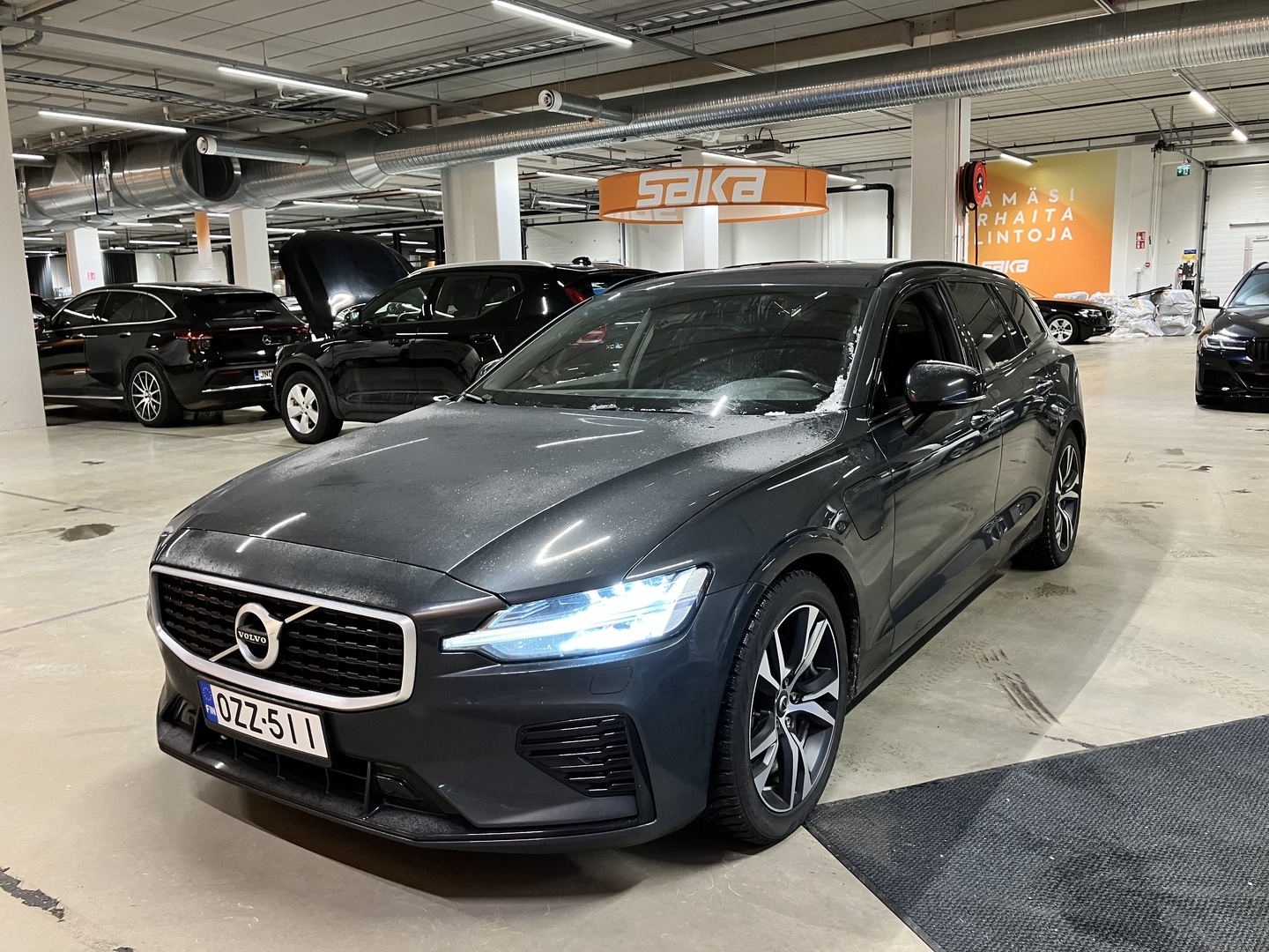 VOLVO V60 2020