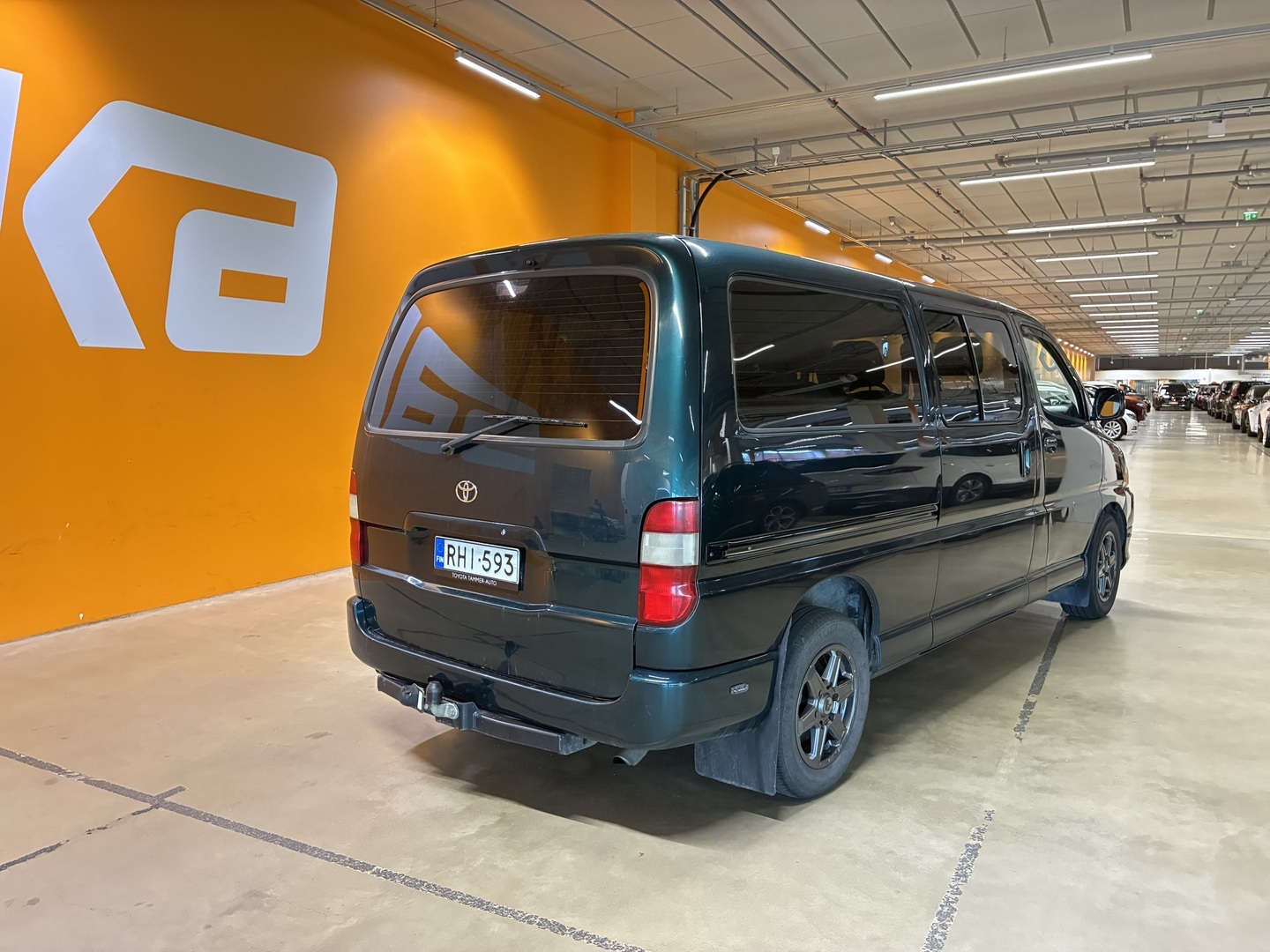 TOYOTA Hiace 2009