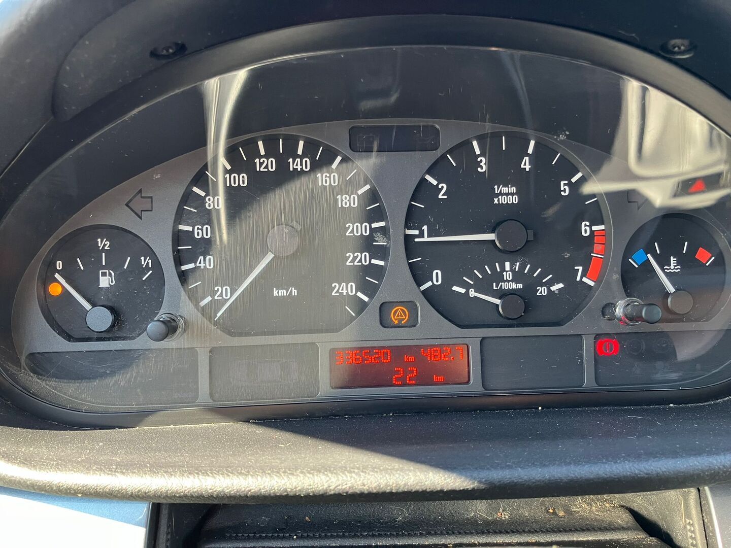BMW 320 2002
