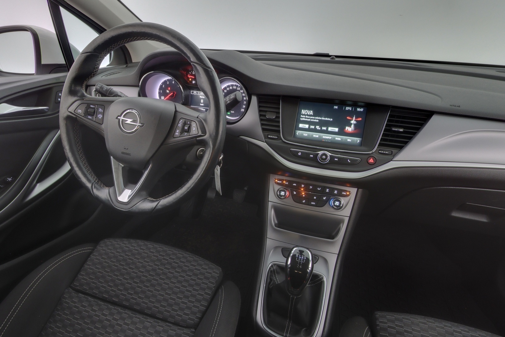 OPEL Astra 2017