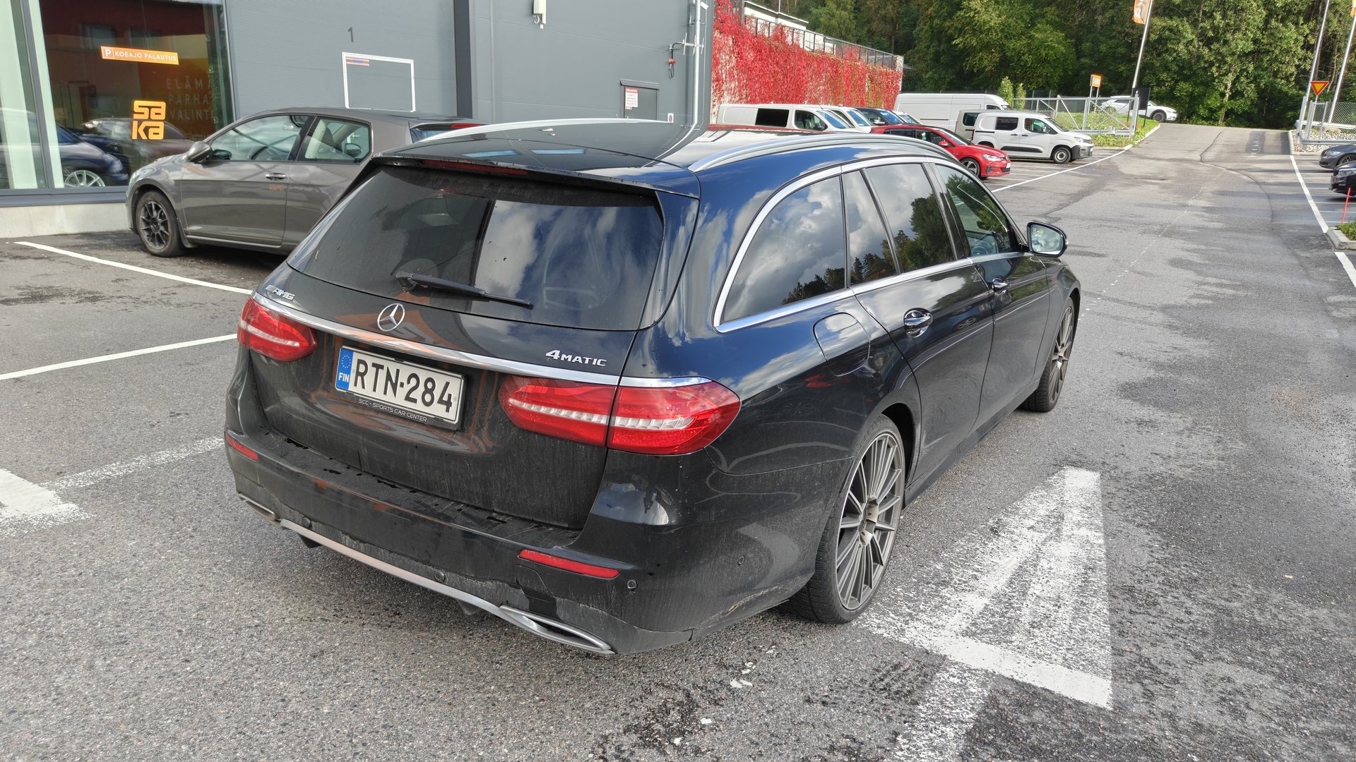 MERCEDES-BENZ E 2018