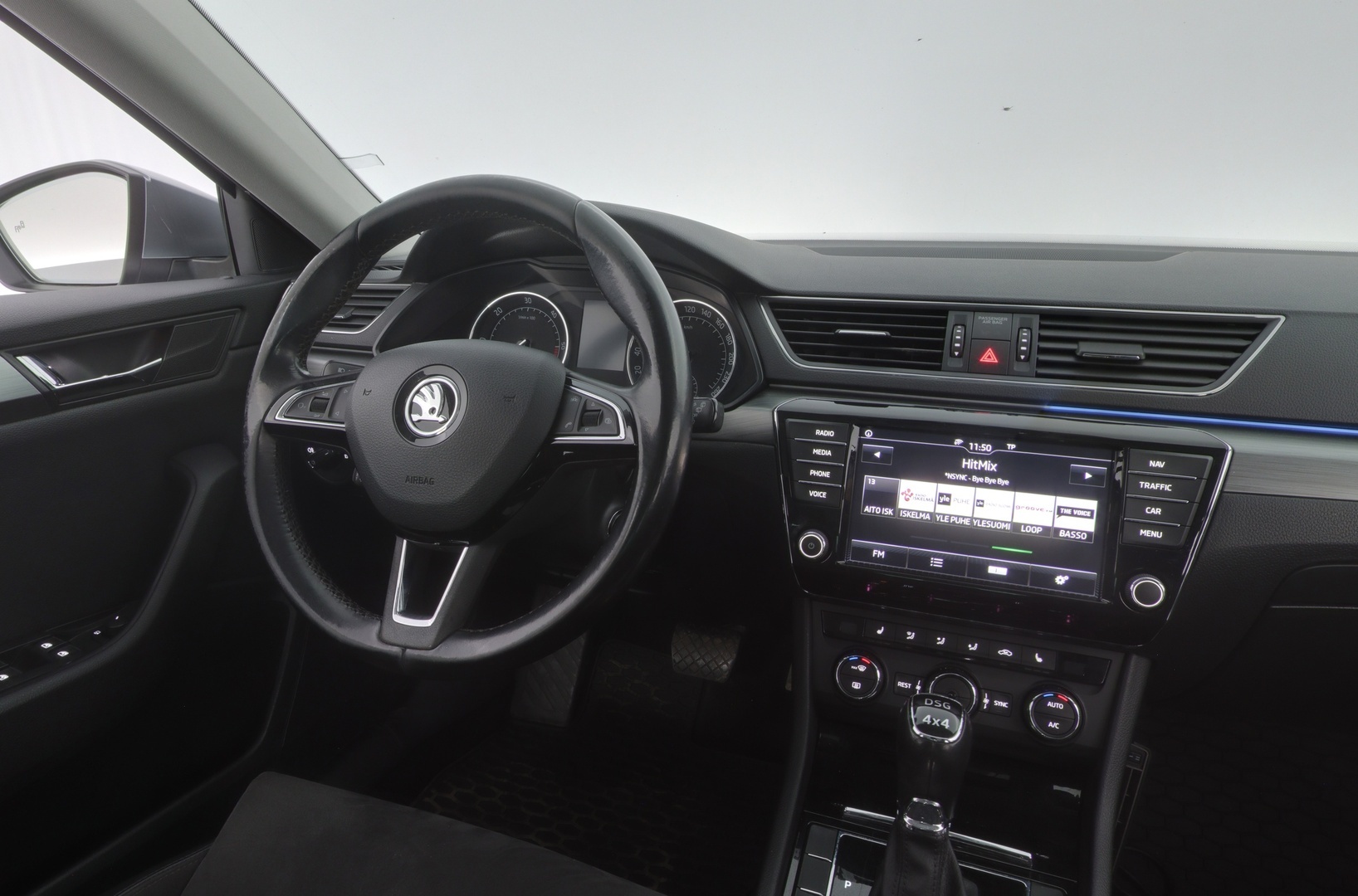 SKODA Superb 2016