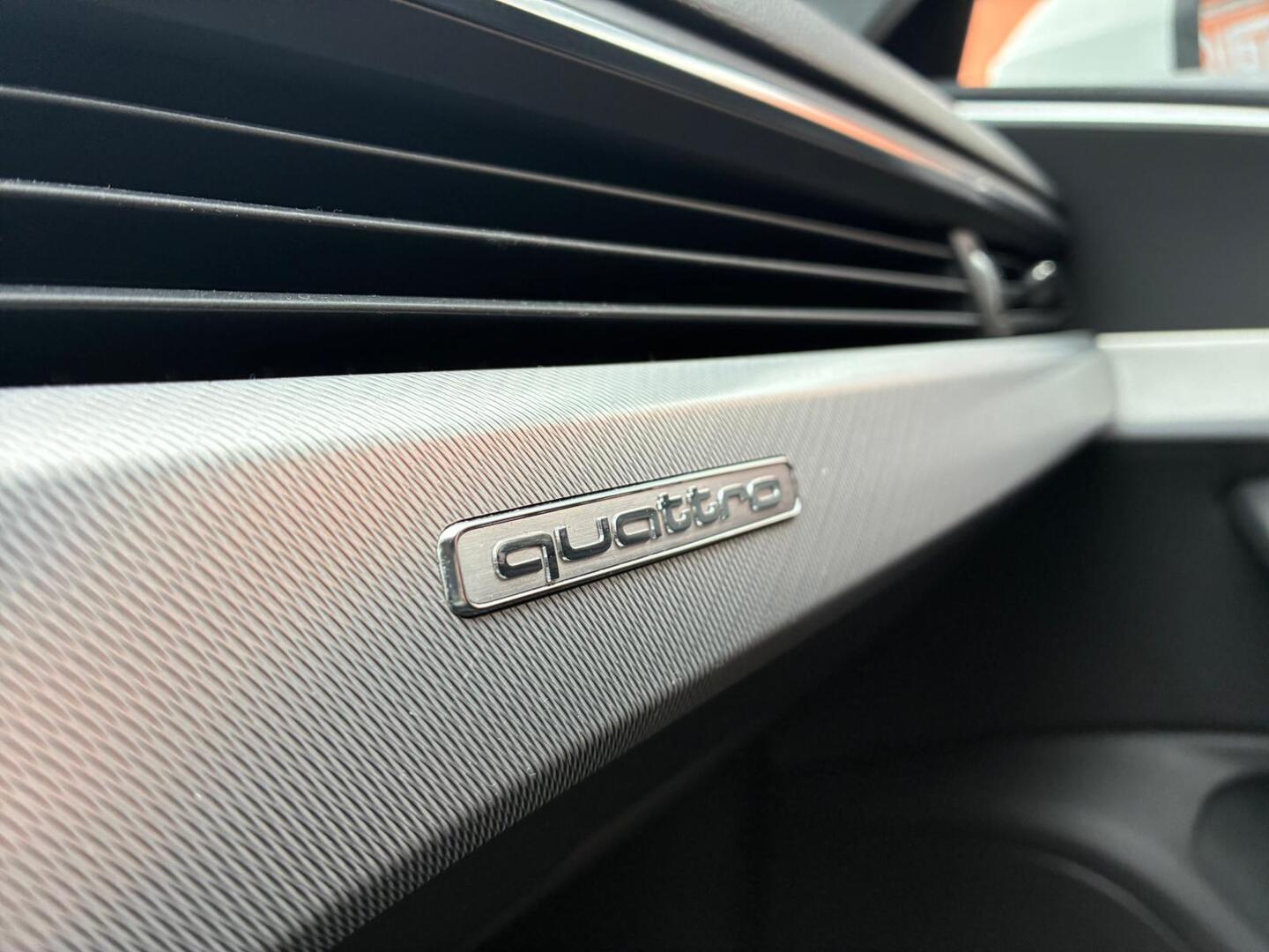 AUDI A4 2018