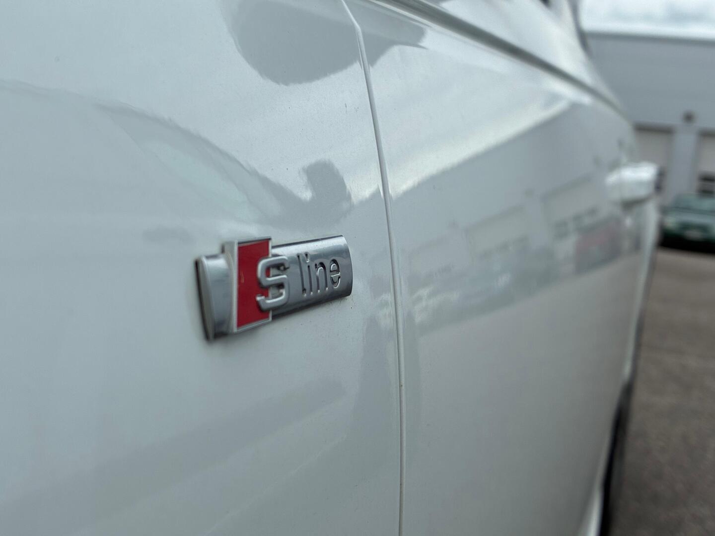 AUDI A4 2018
